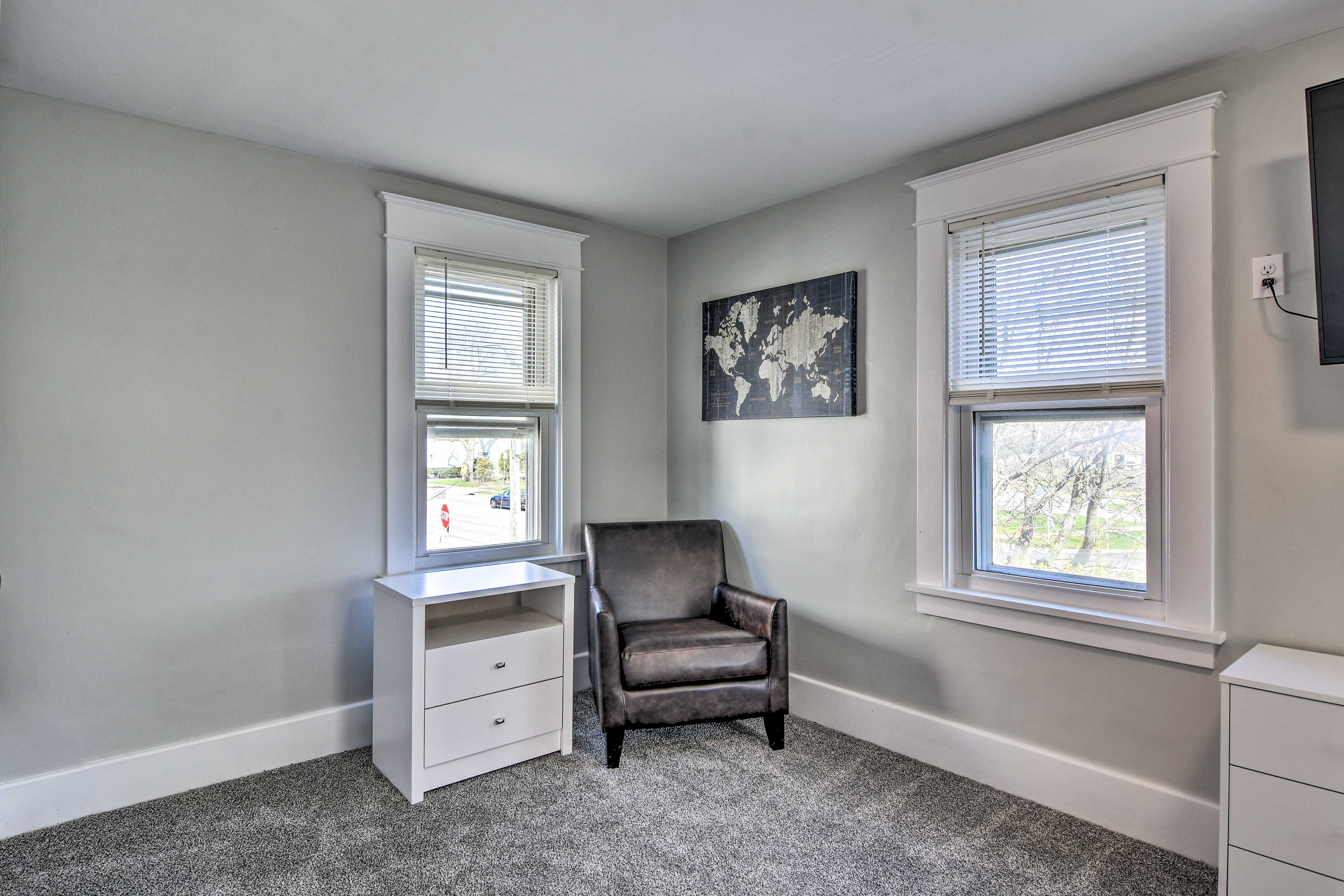 Bedroom 1 | Smart TV