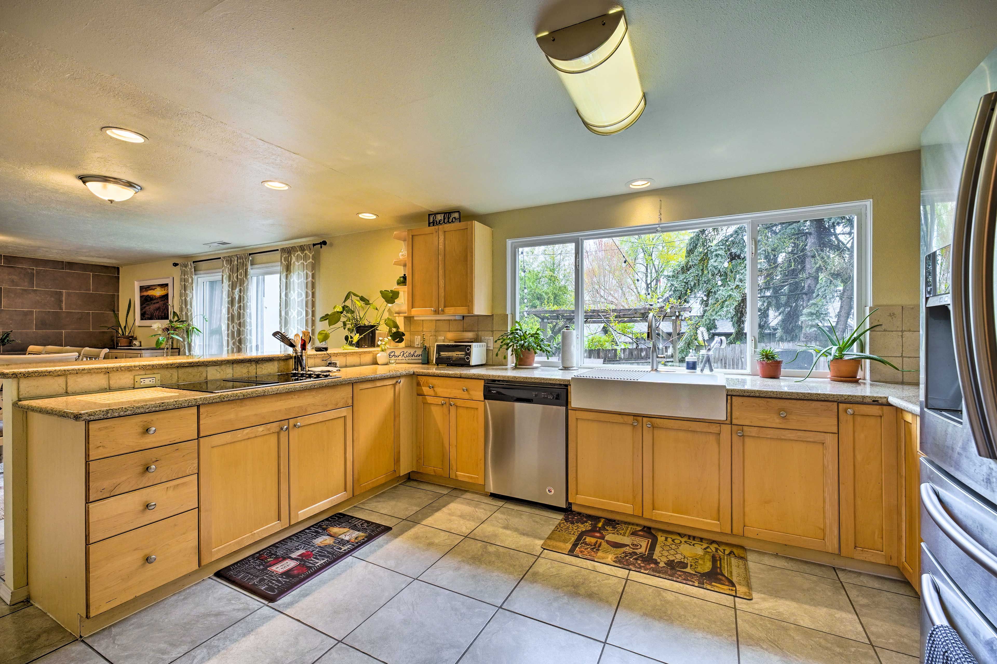 Fully Equipped Kitchen | Cooking Basics
