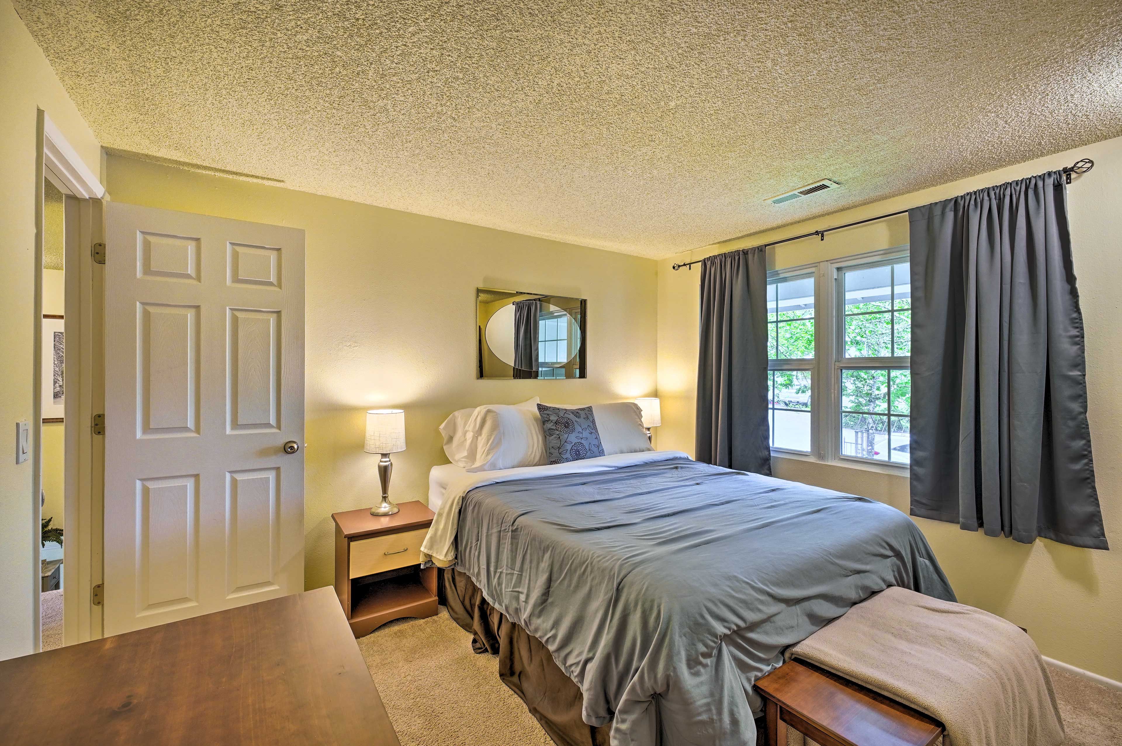 Bedroom 3 | Queen Bed | 2nd Floor