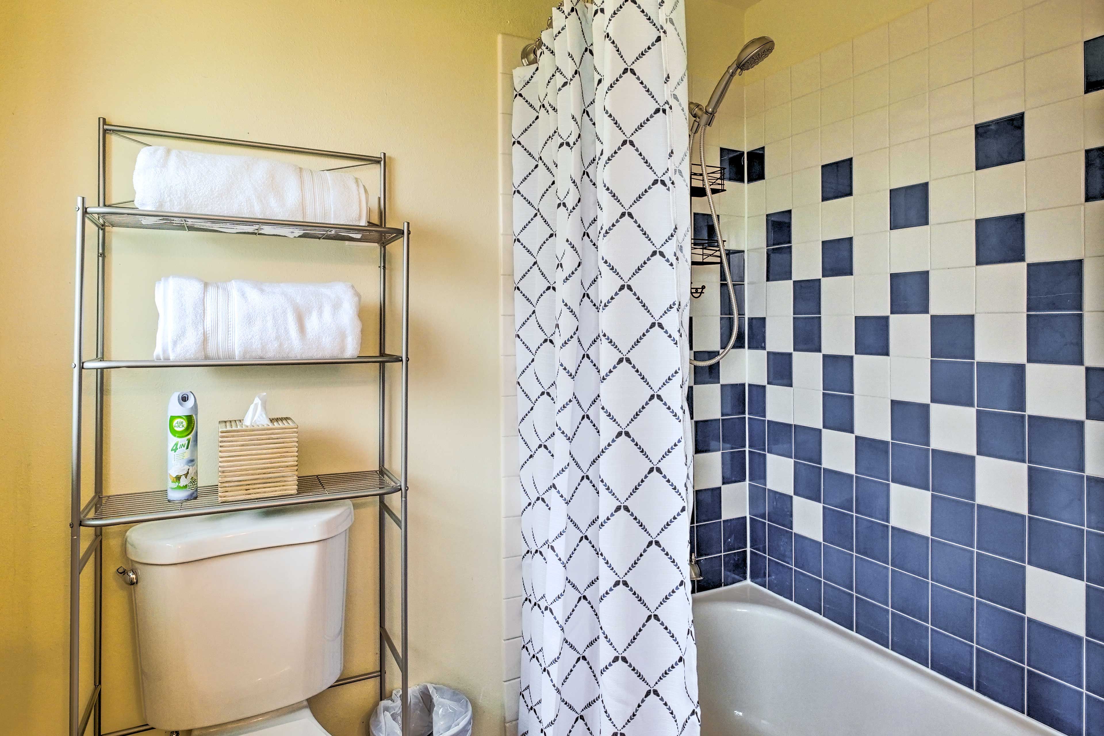 Full Bathroom