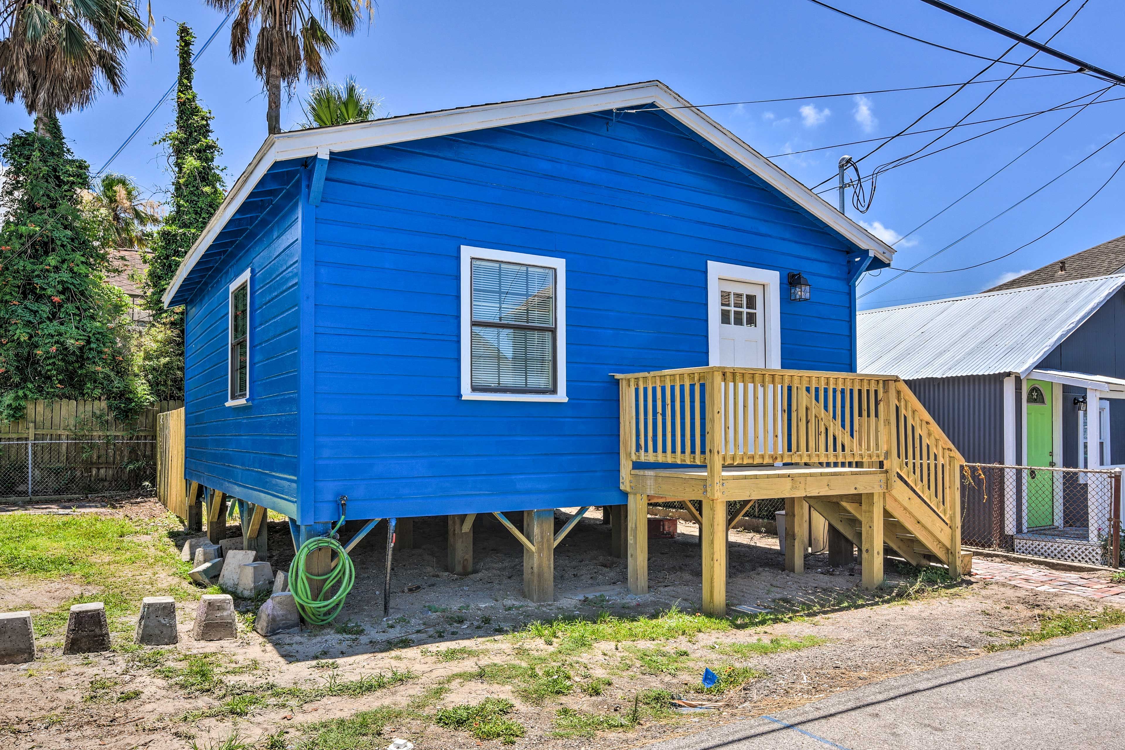 Galveston Vacation Rental | 1BR | 1BA | Stairs Required | 590 Sq Ft