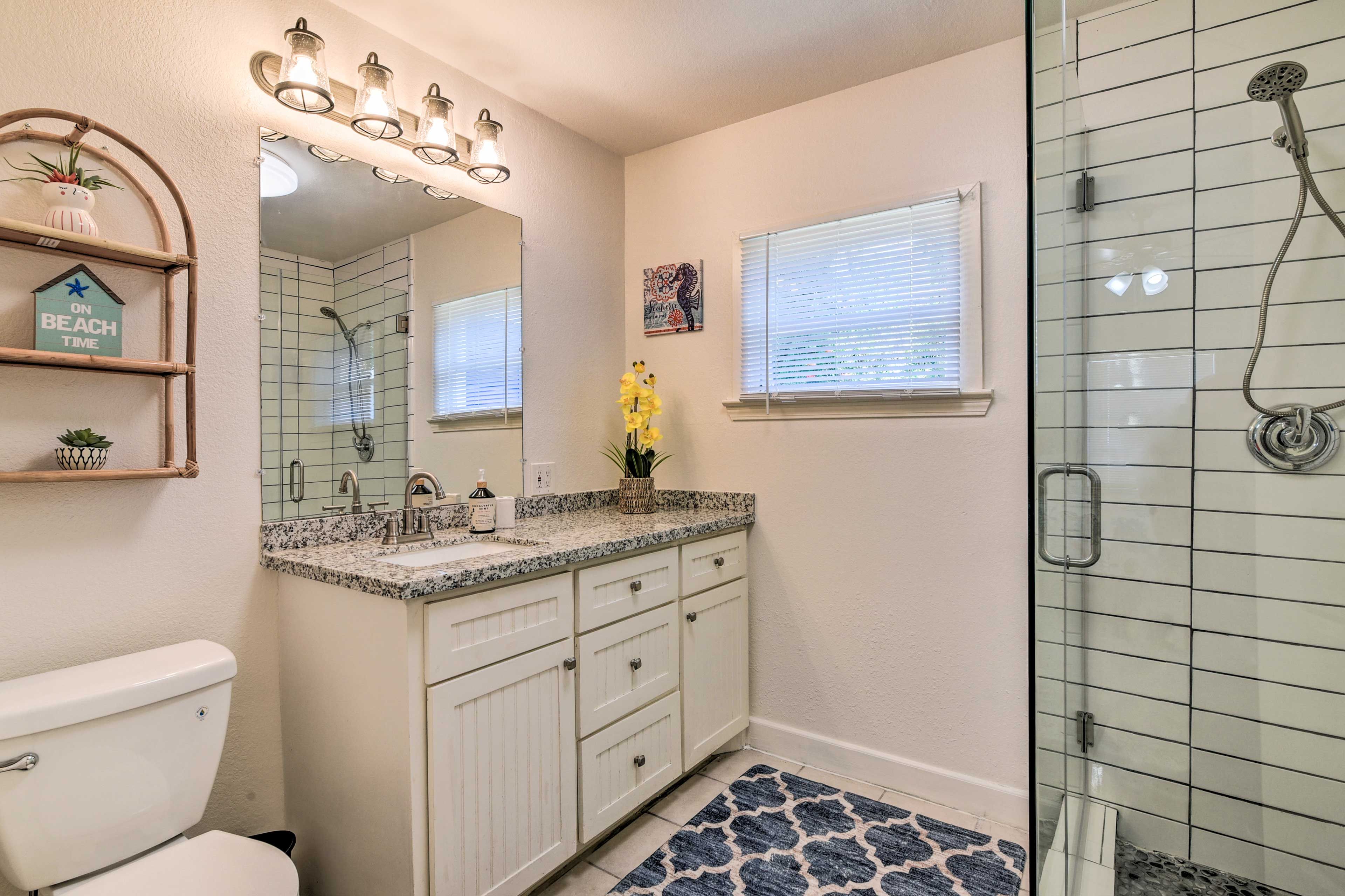 Full En-Suite Bathroom | Complimentary Toiletries | Hair Dryer
