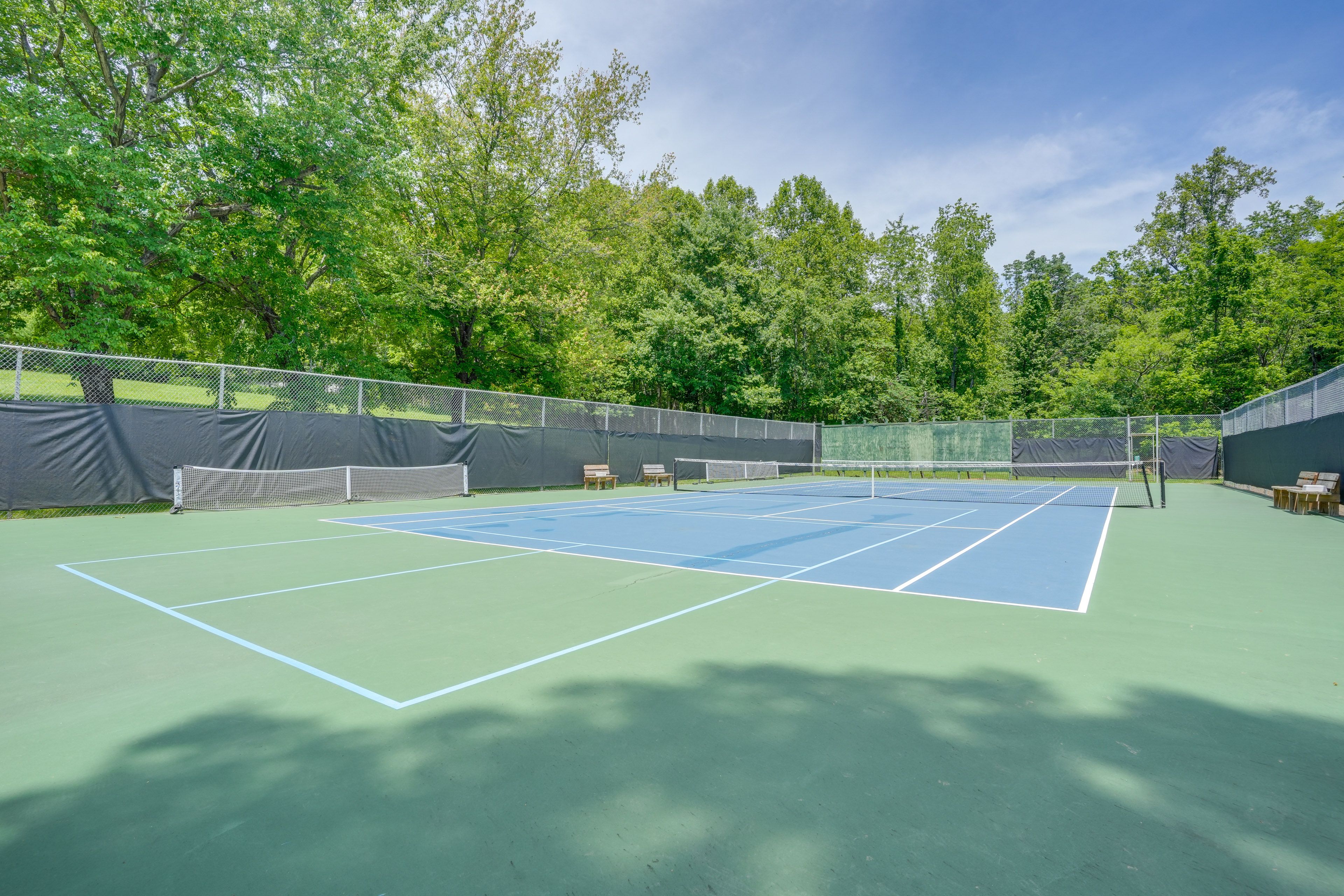 Community Amenities | Tennis Courts