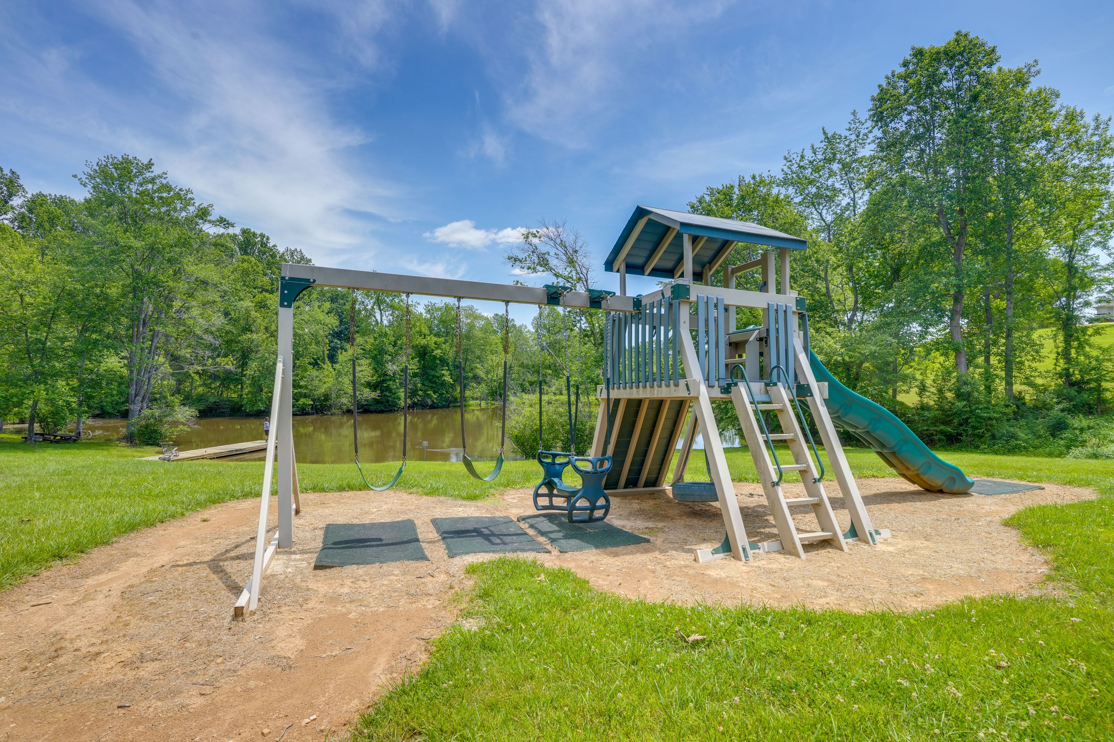 Community Amenities | Playground