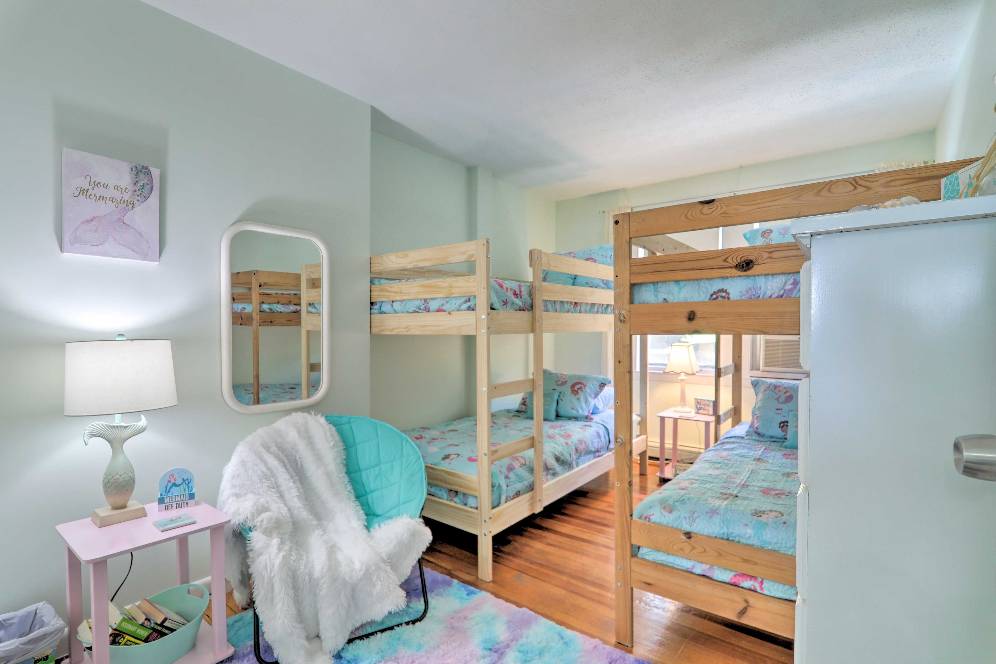 Bedroom 4 | 2 Twin Bunk Beds