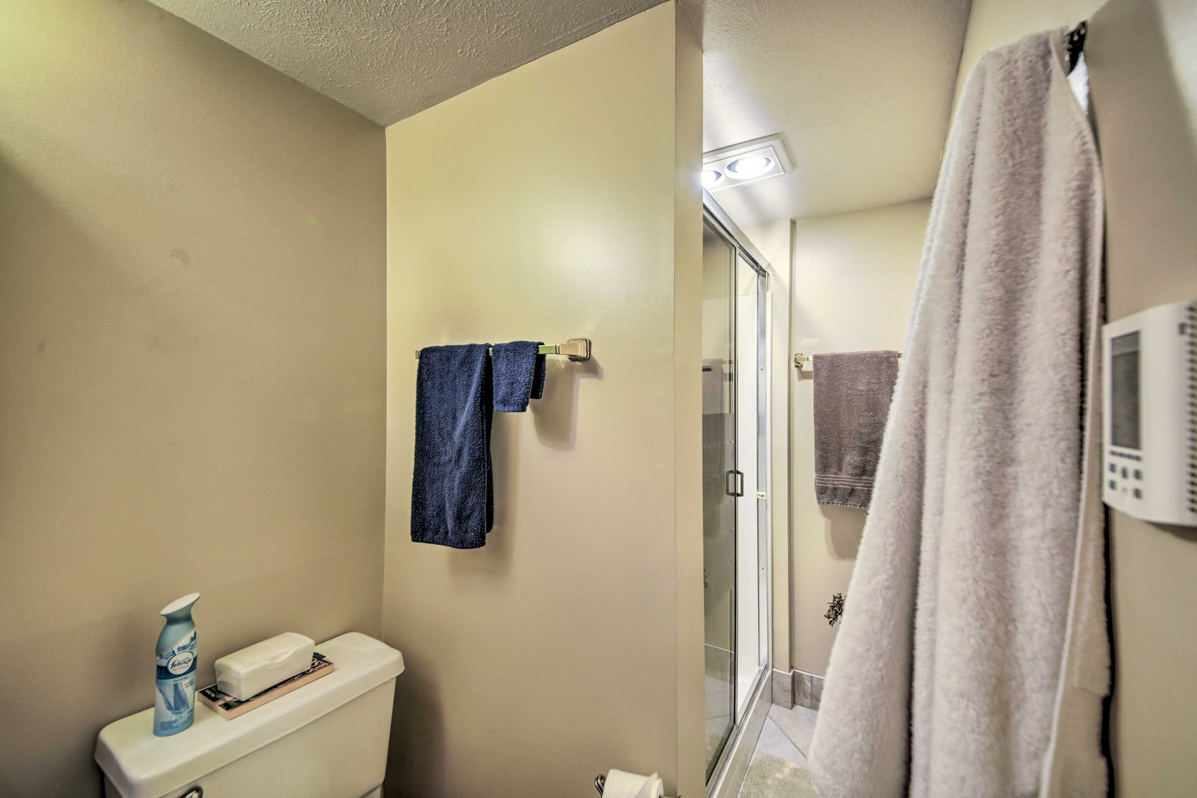 Full Bathroom | Heated Floors