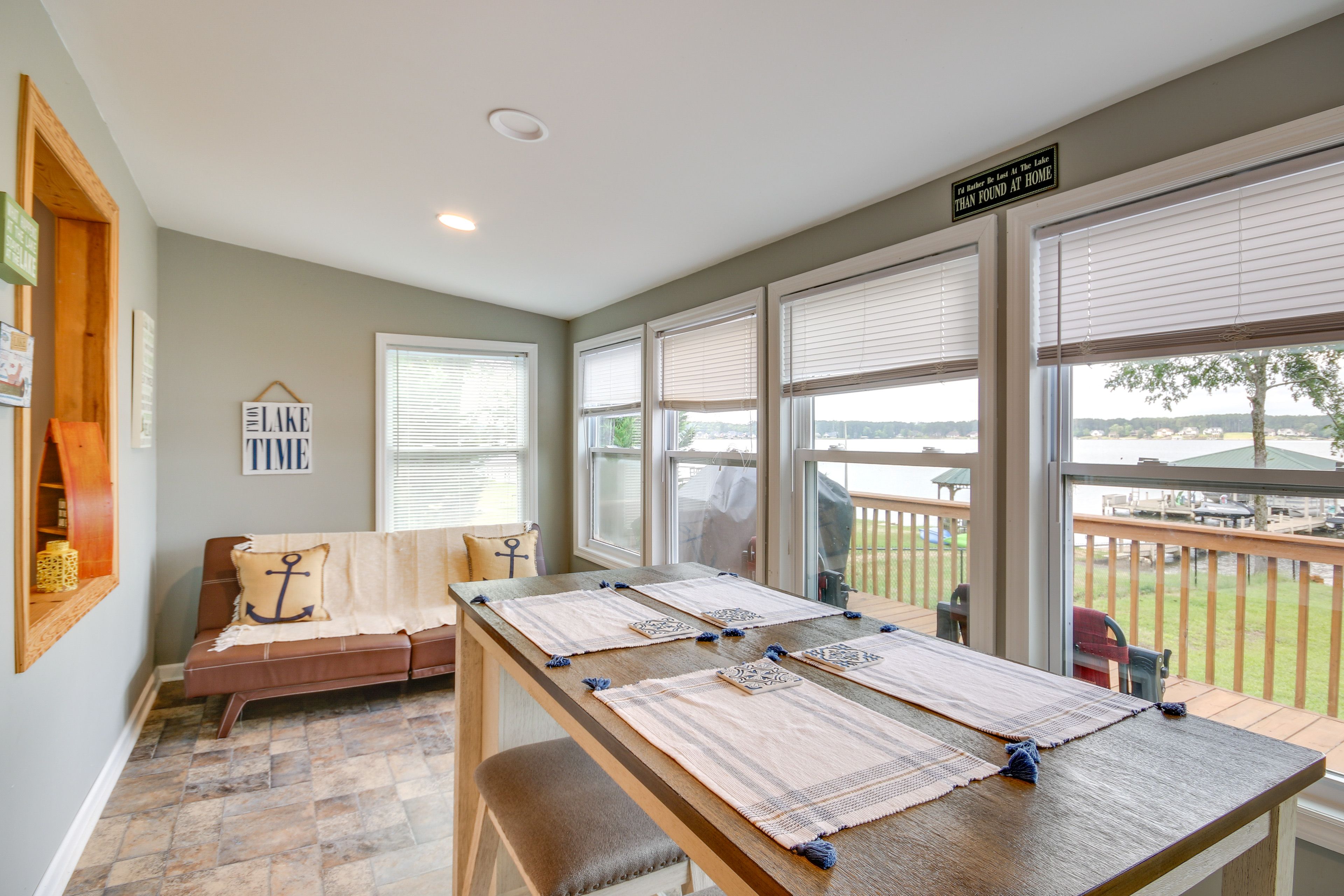 Sunroom & Dining Area | Futon | Dishware & Flatware Provided