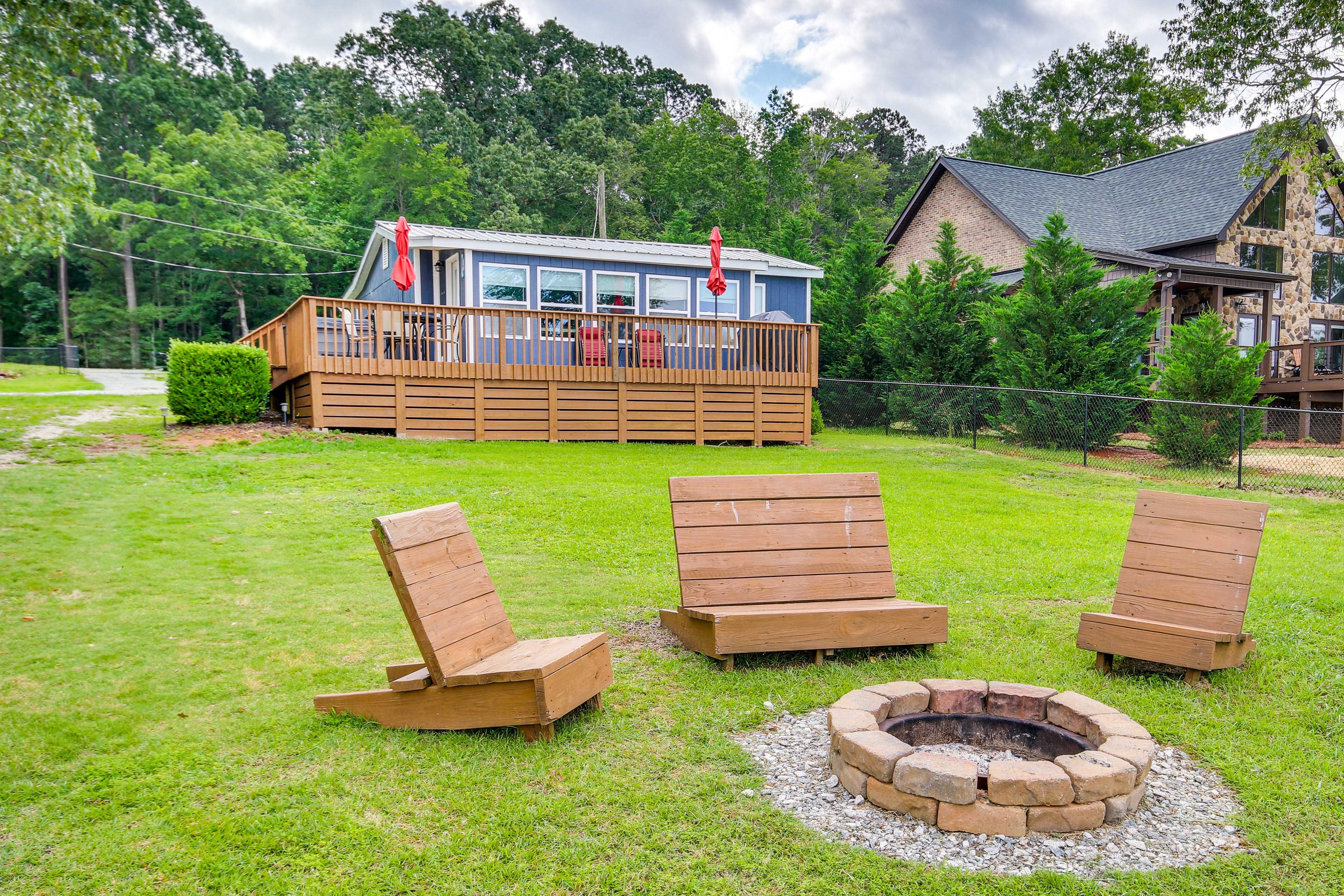 Backyard | Fire Pit
