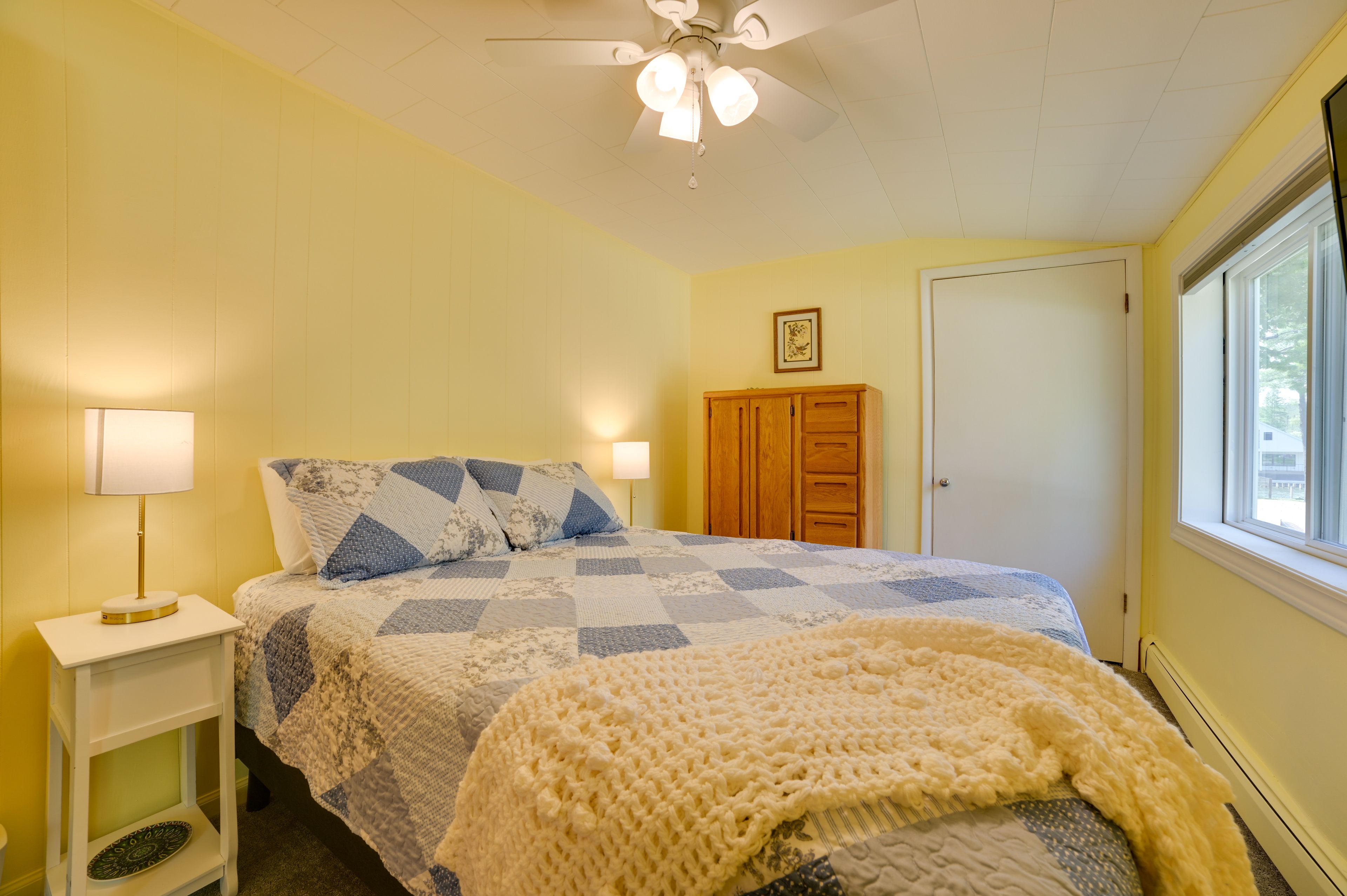 Bedroom 3 | Queen Bed | Lower Level