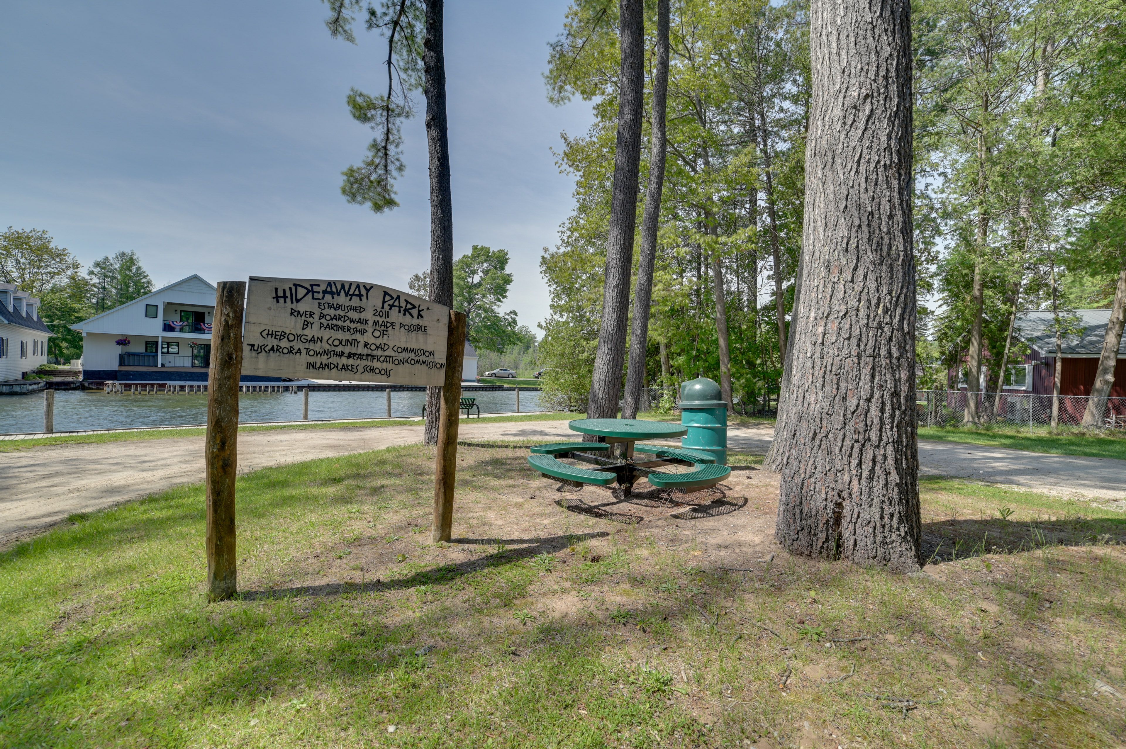 Hideaway Park | Walkable Park