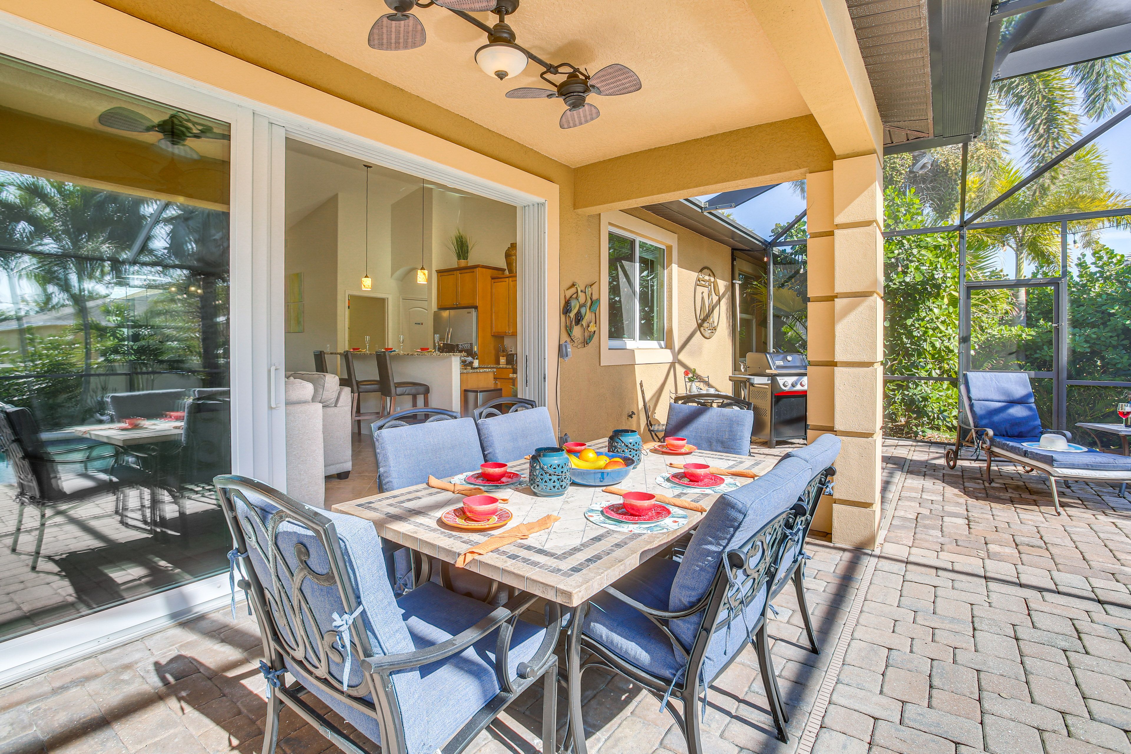 Lanai | Outdoor Dining Area