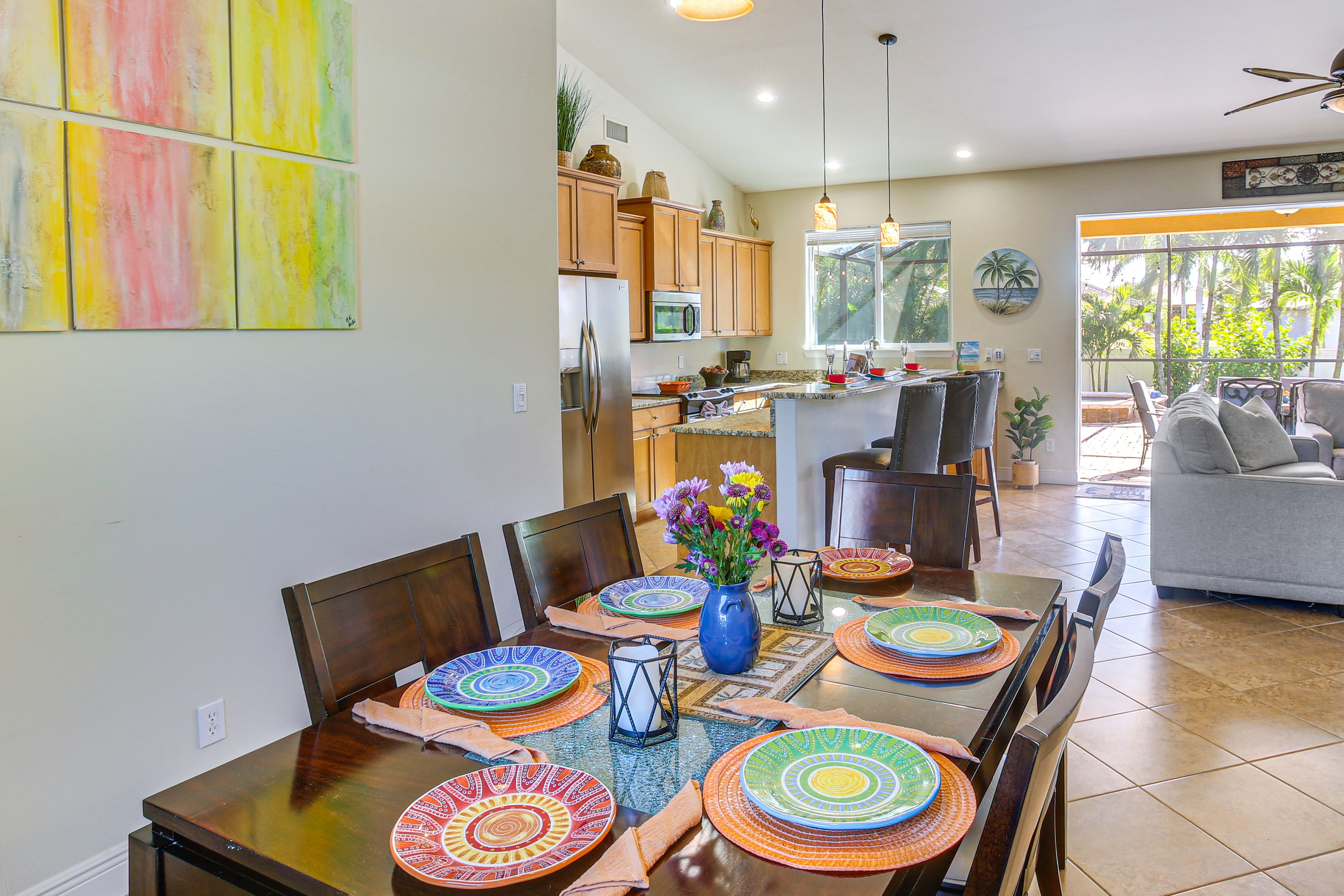 Dining Room | Dishware & Flatware Provided