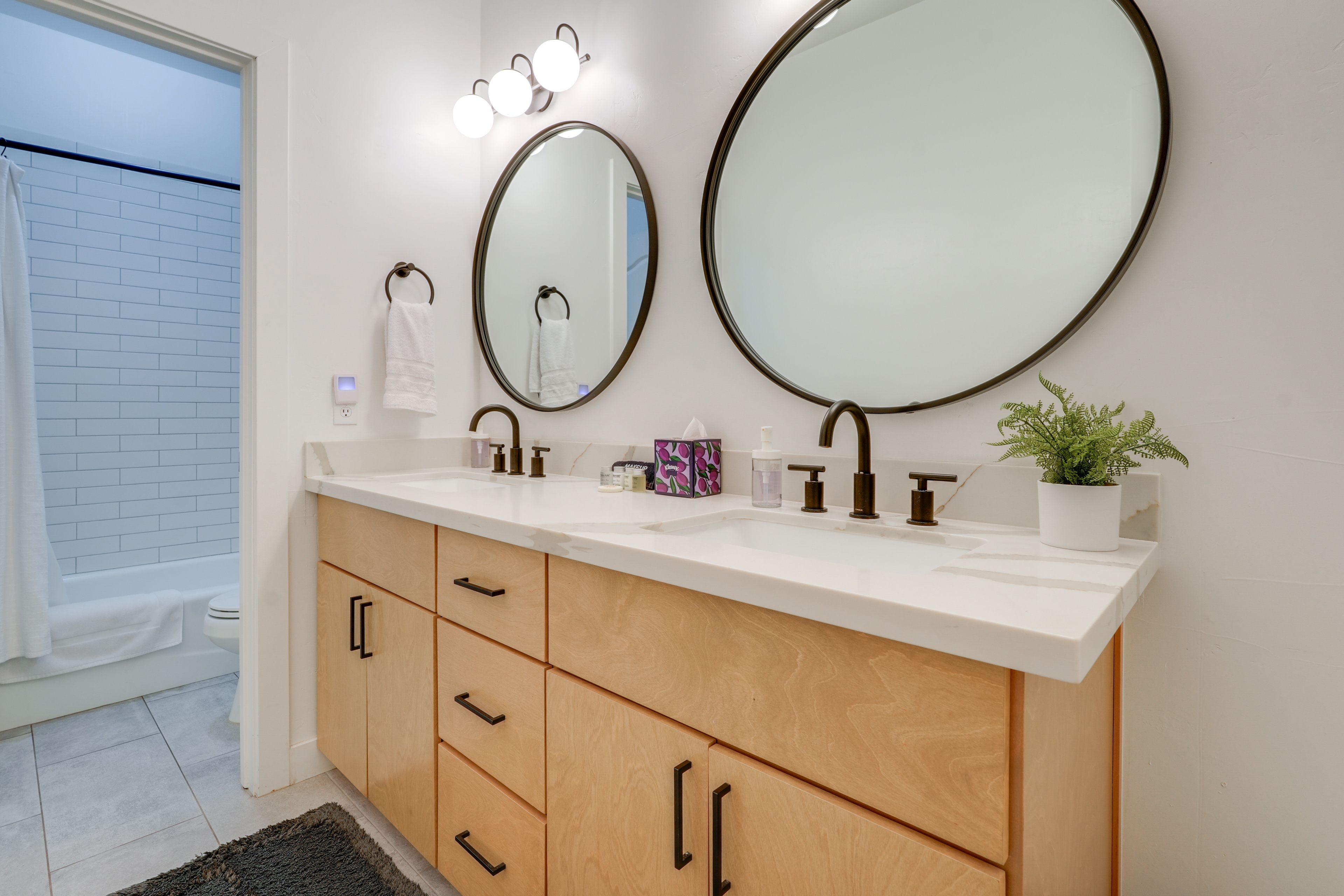 Bathroom | Basement Level
