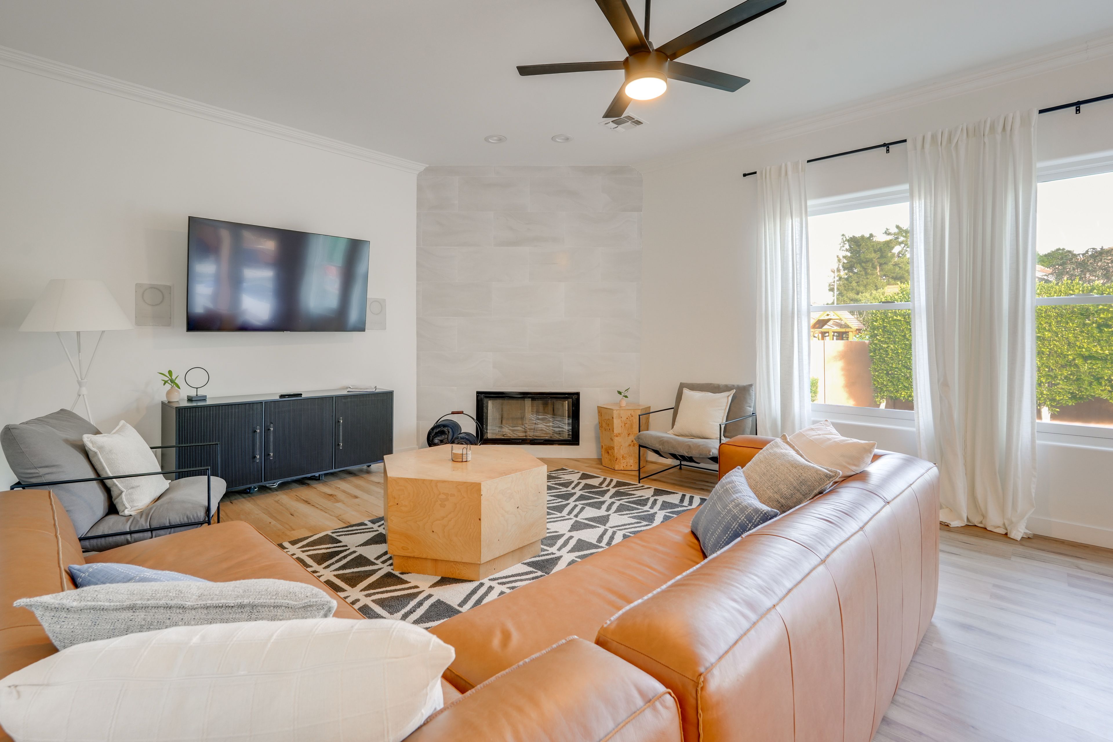 Living Room | Main Level | Smart TV | Fireplace