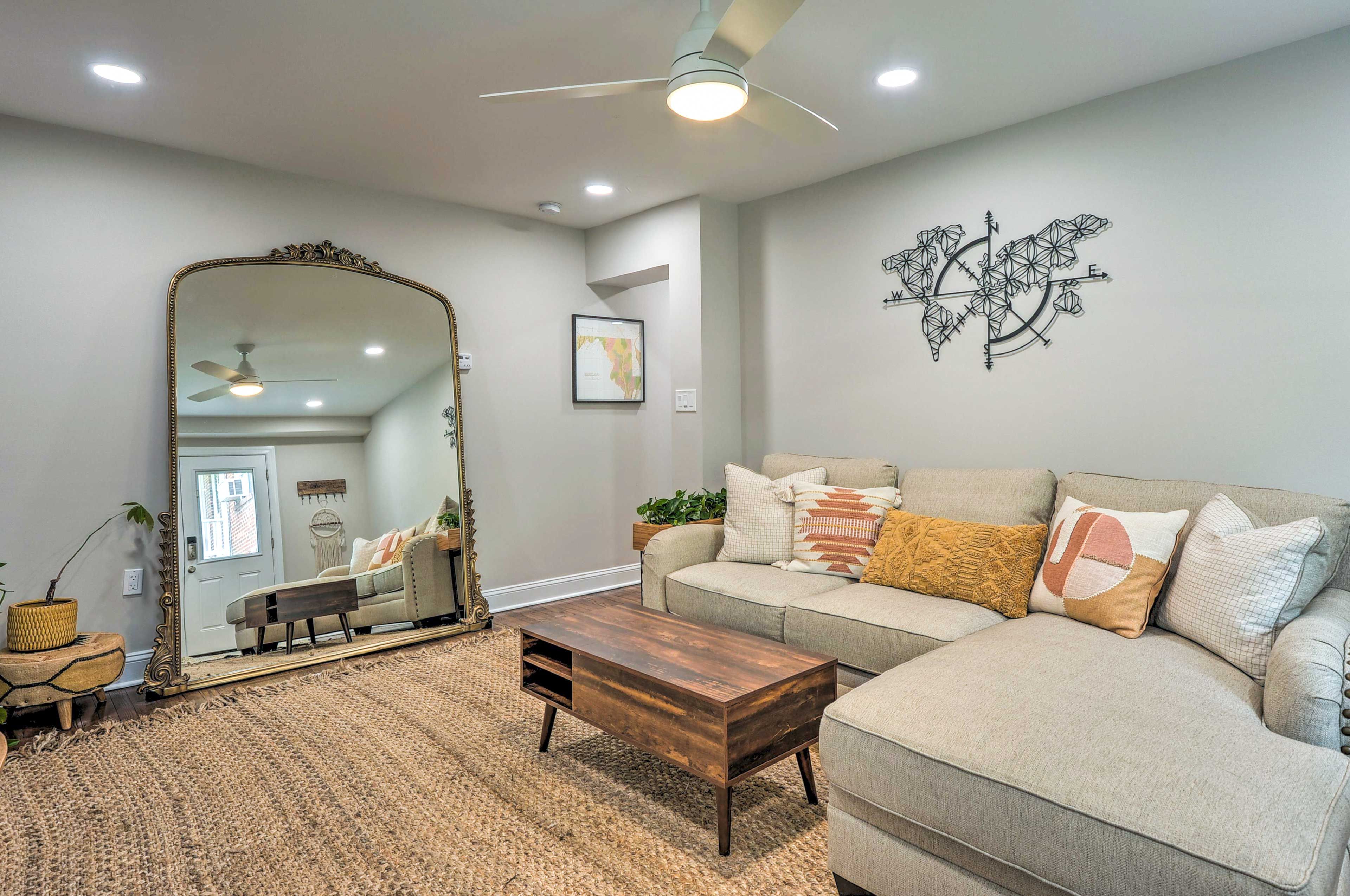 Living Room | Smart TV