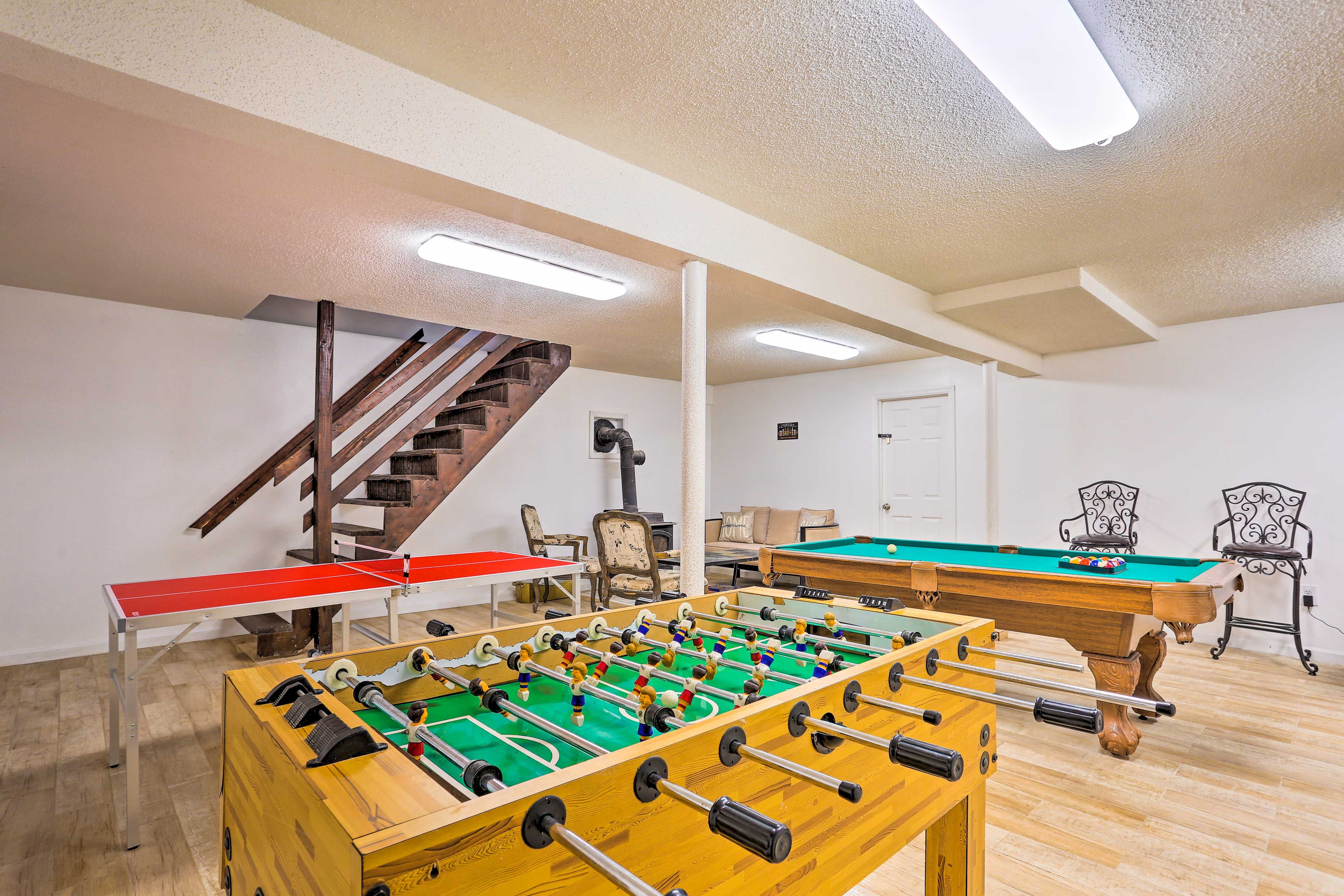 Basement Game Room | Foosball | Ping Pong | Pool Table