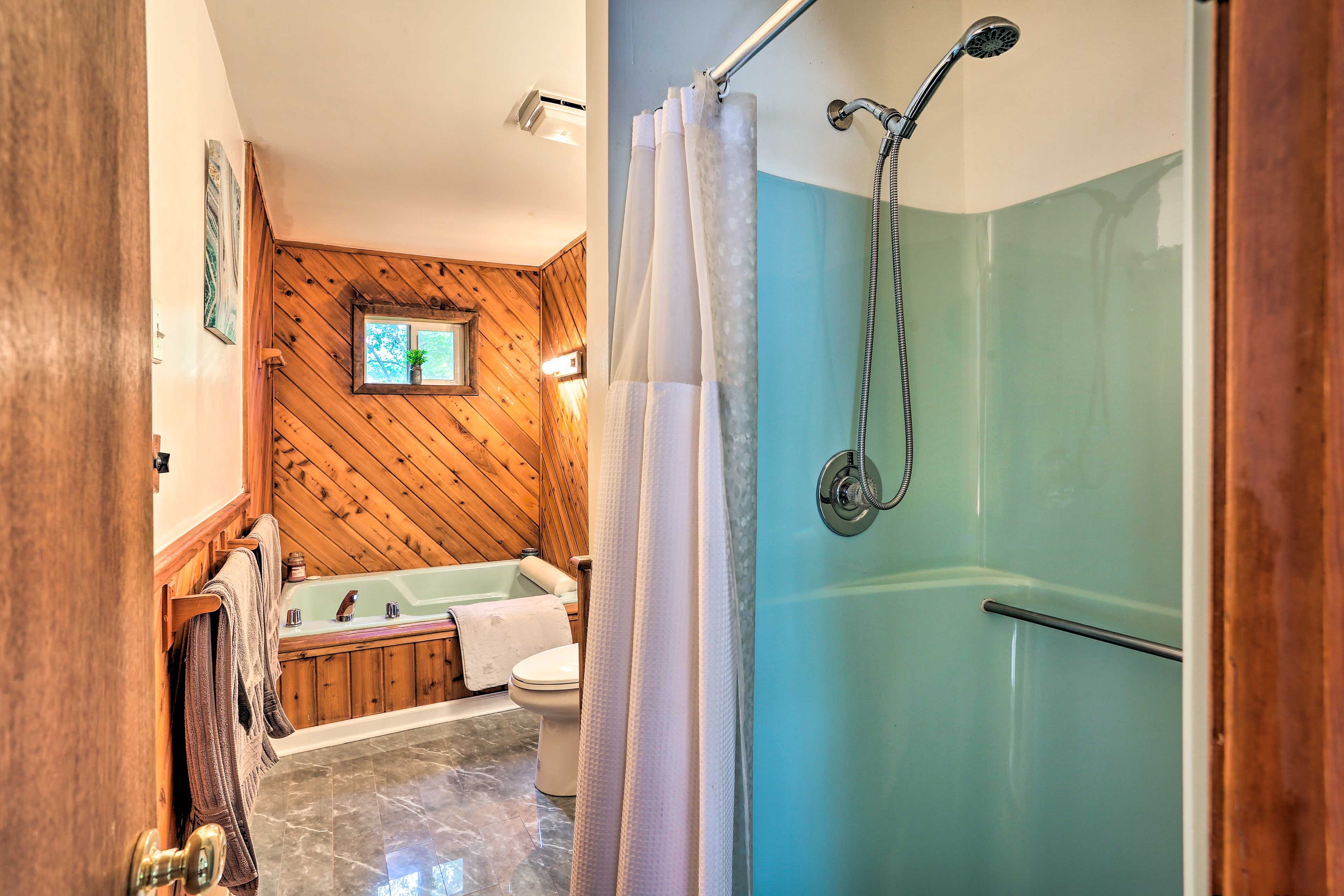 Full Bathroom