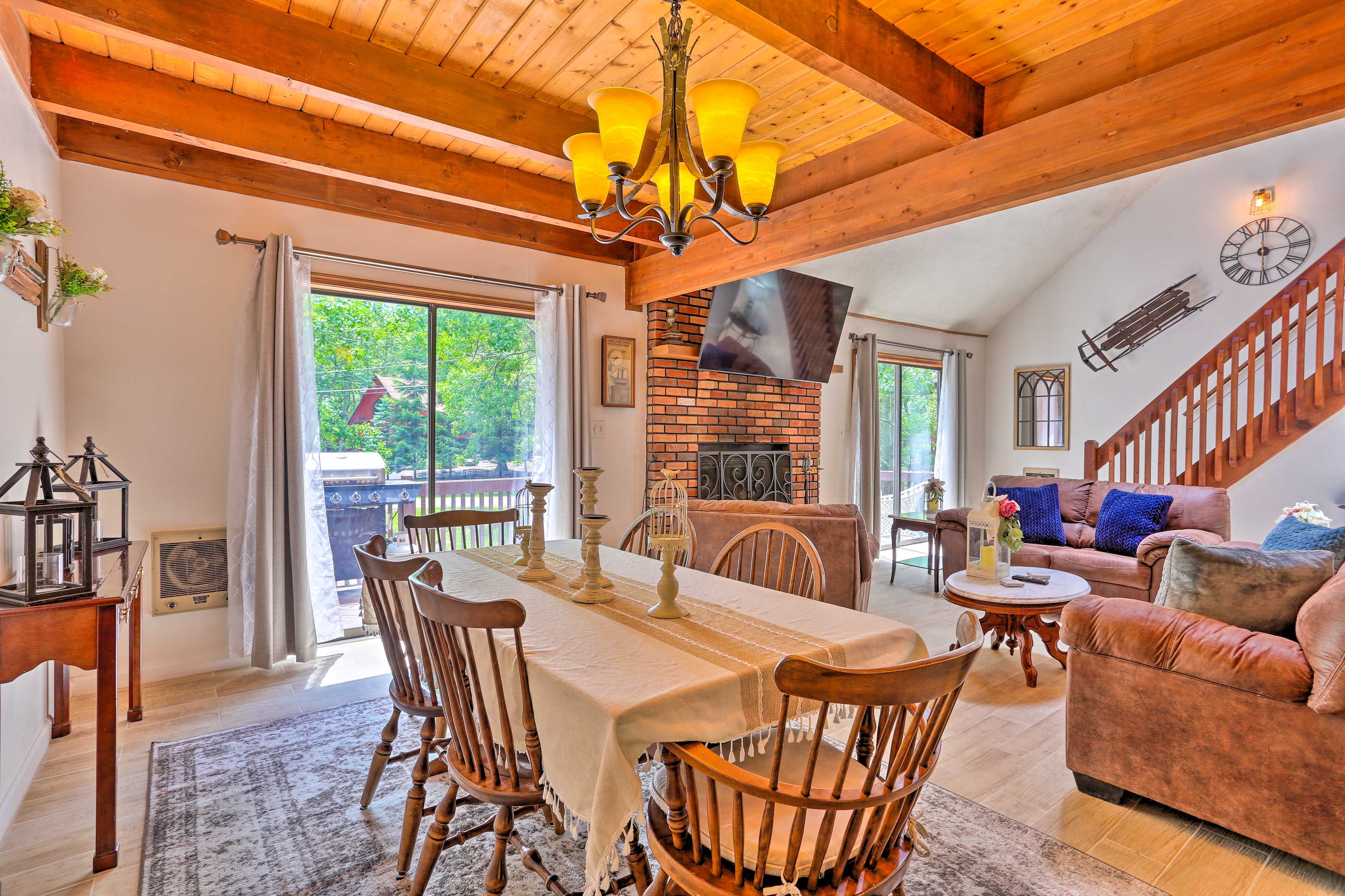 Dining Area | Open Concept