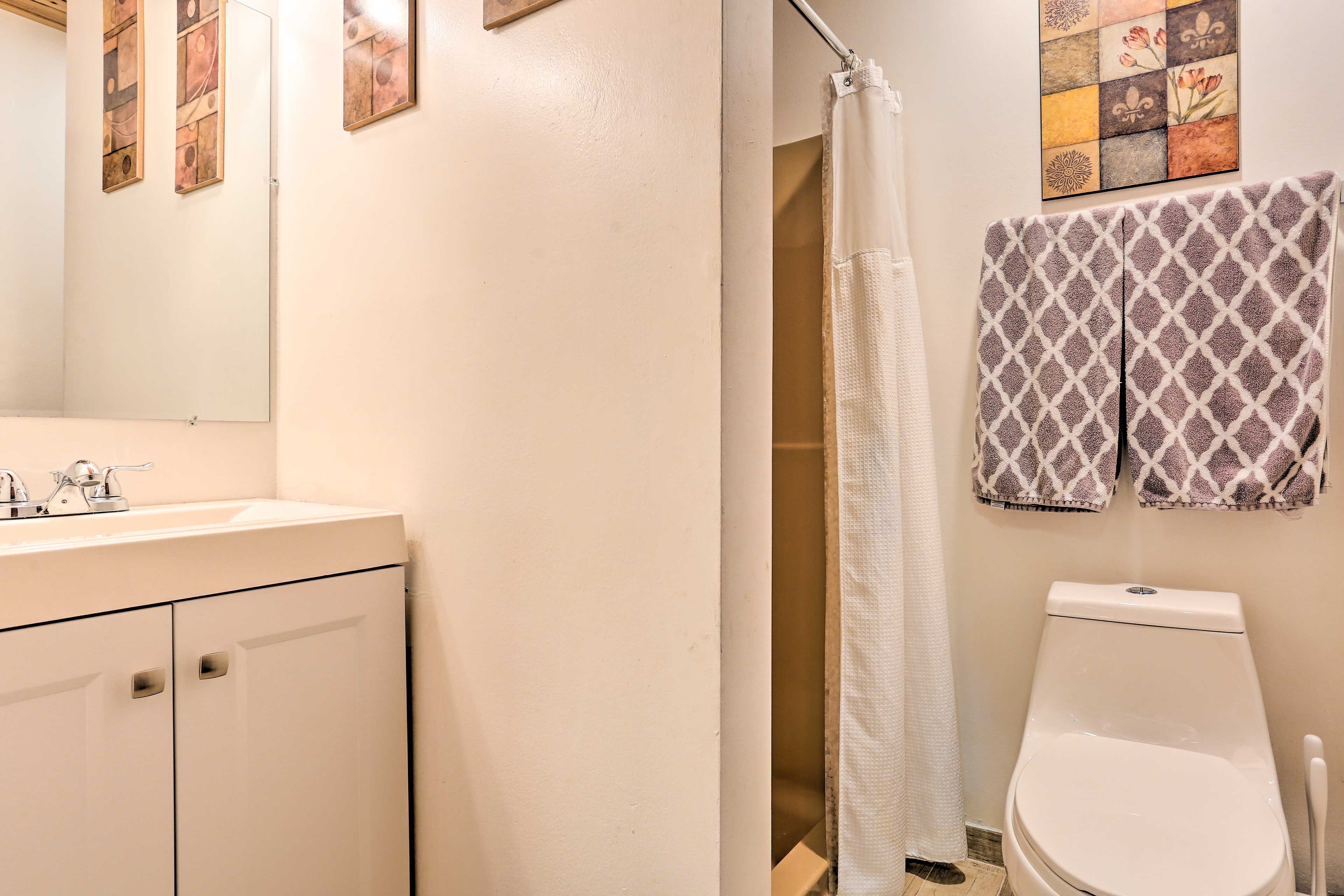 Full Bathroom