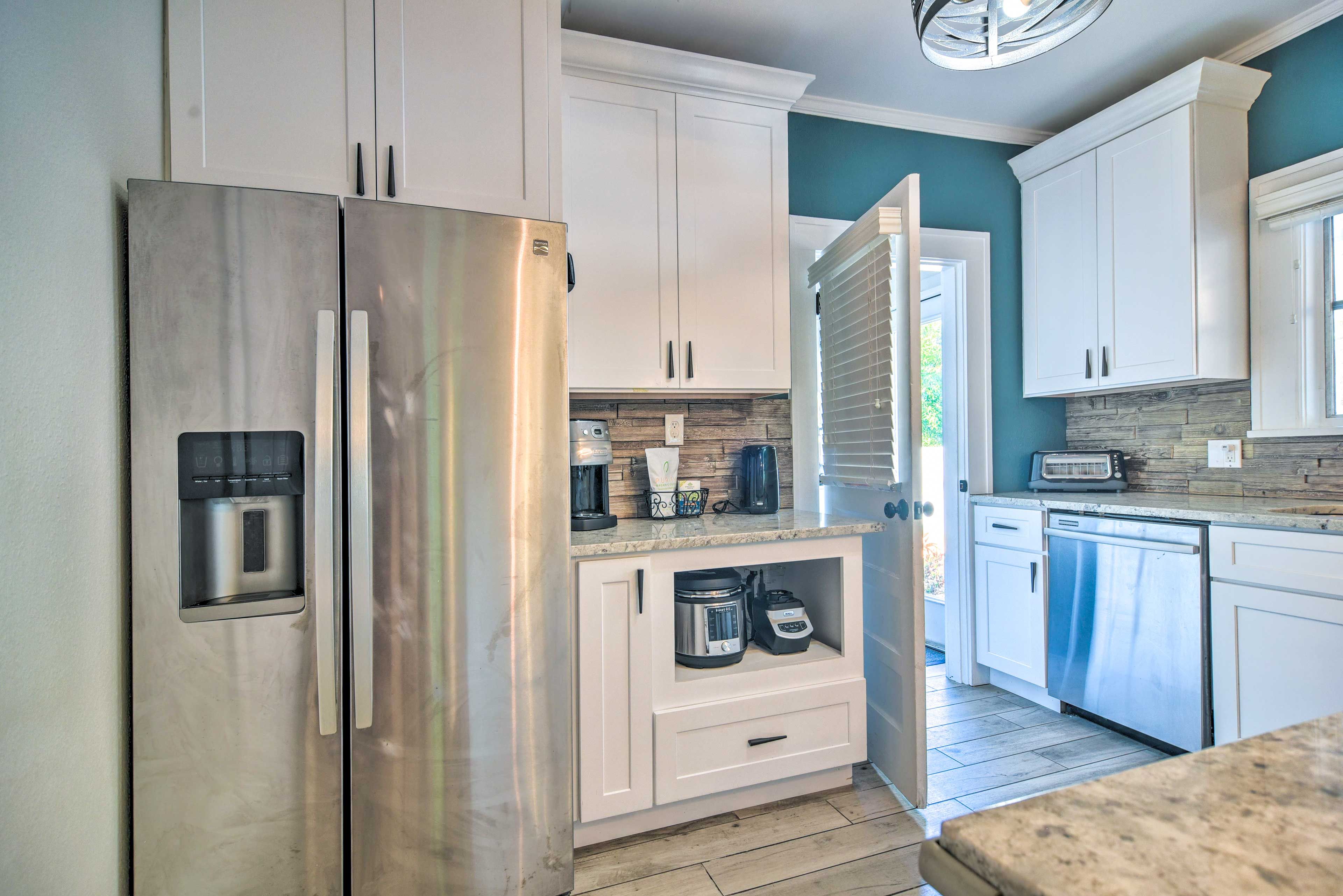 Fully Equipped Kitchen | Basic Cooking Essentials Provided