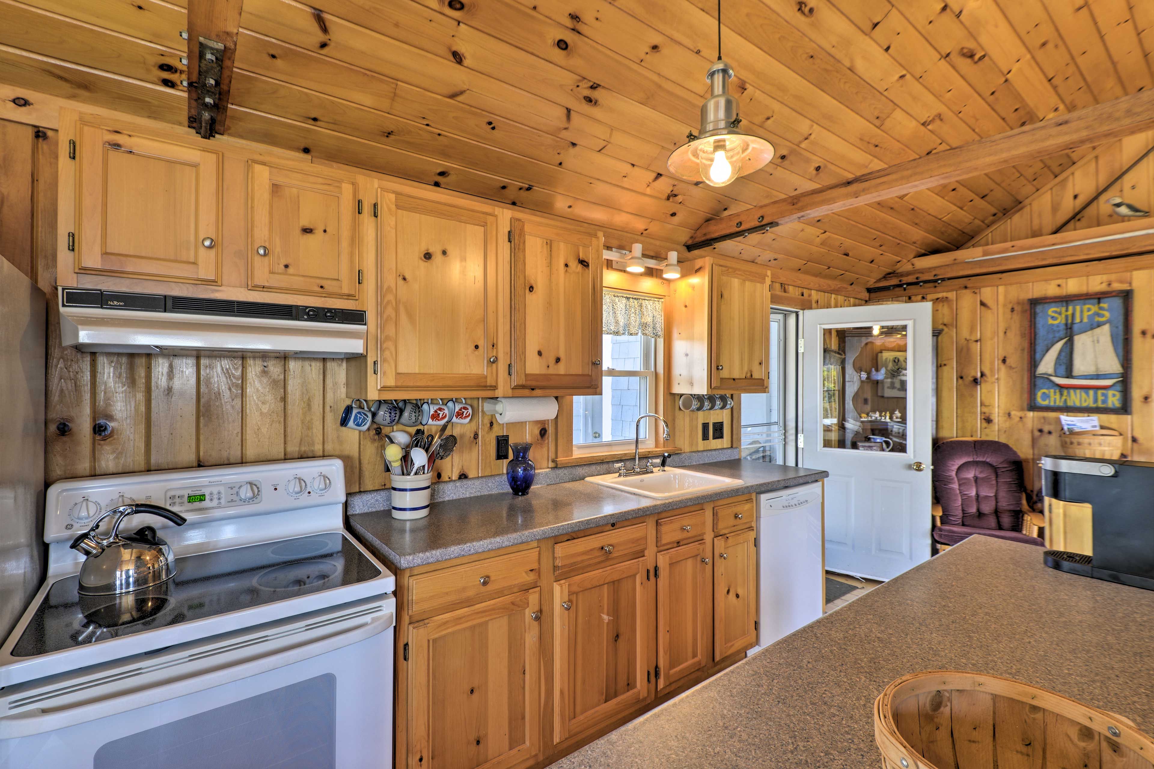 Kitchen | Keurig Coffee Maker