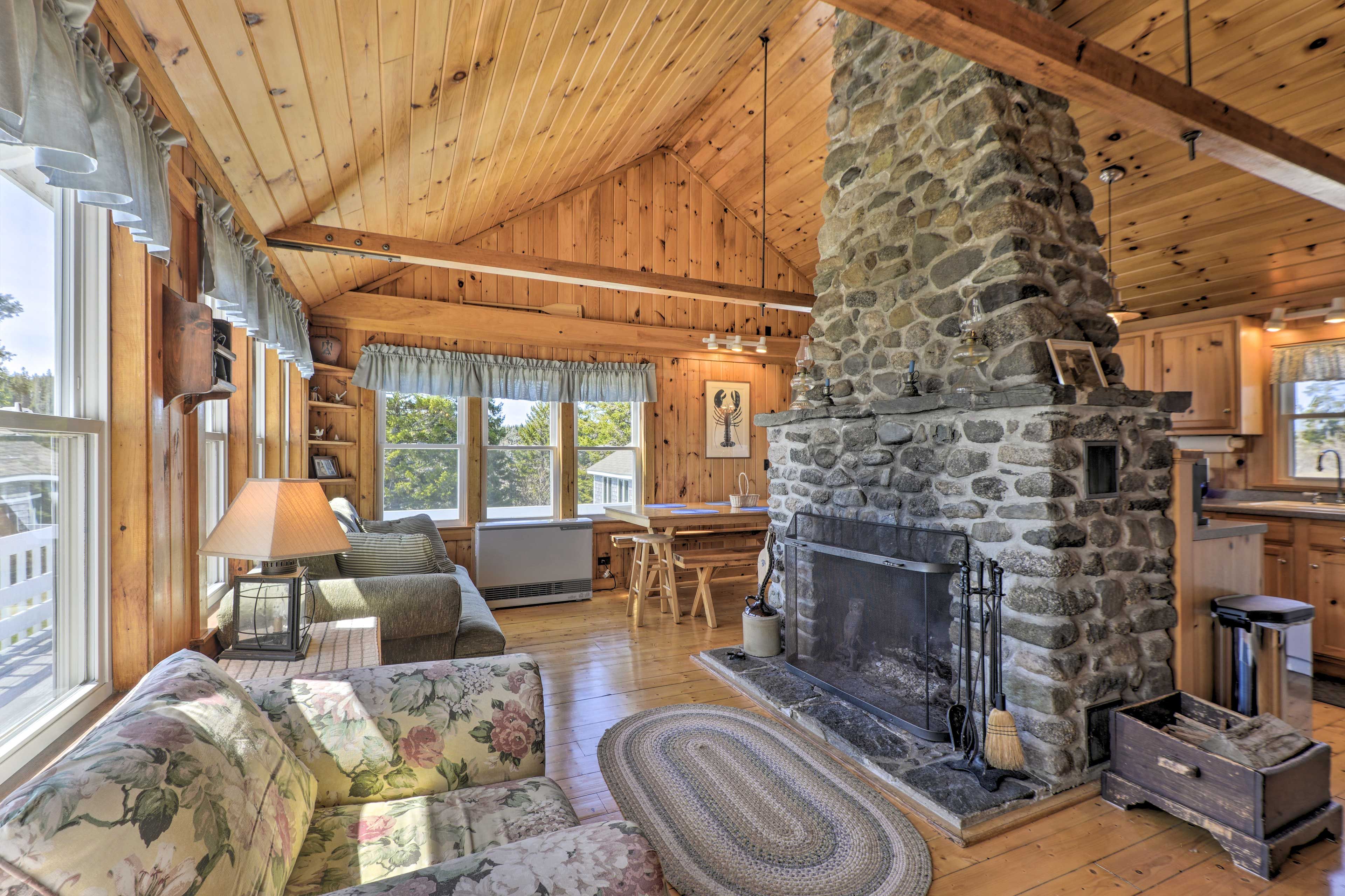 Living Room | Wood-Burning Fireplace