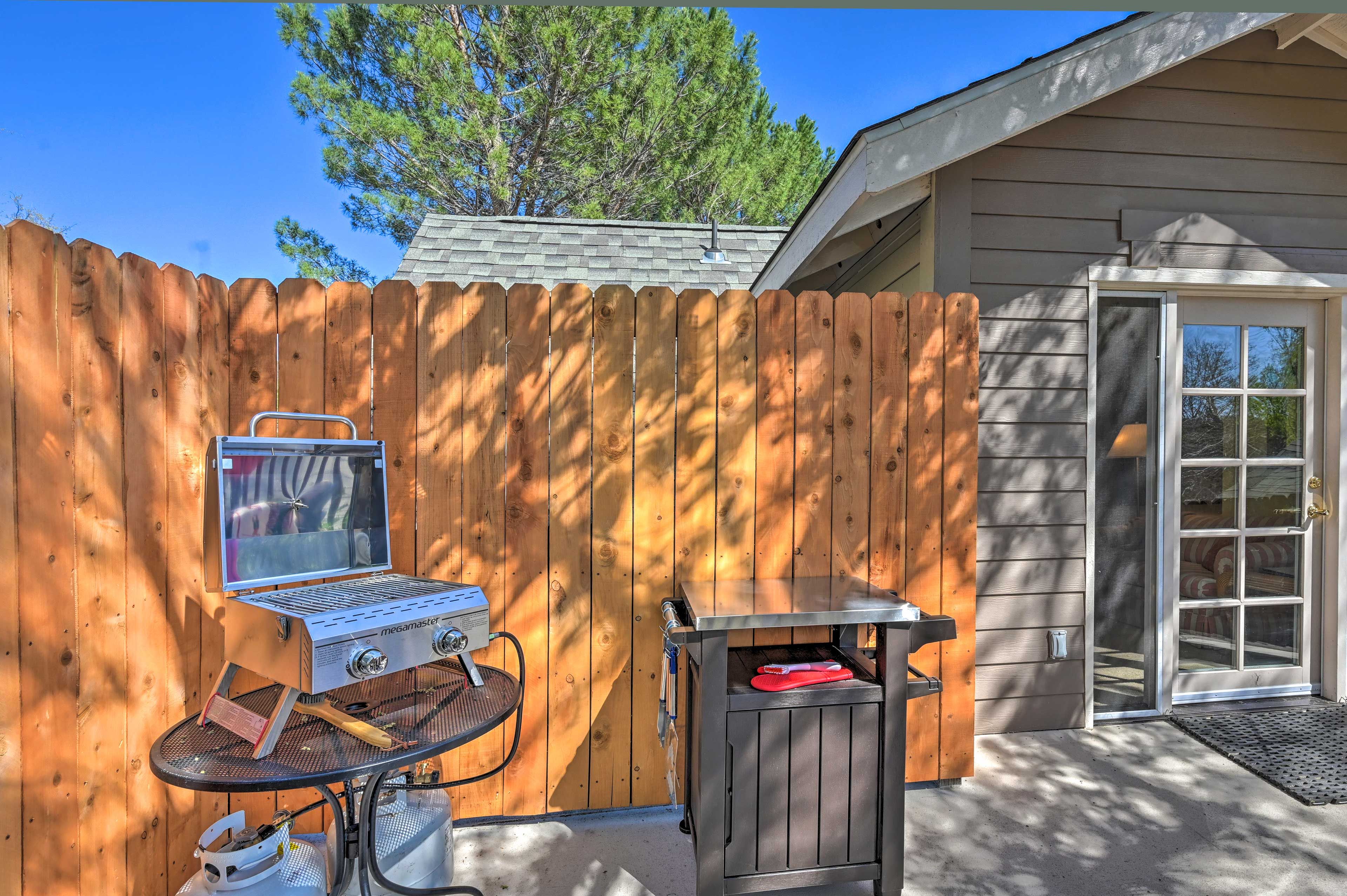 Balcony | Gas Grill