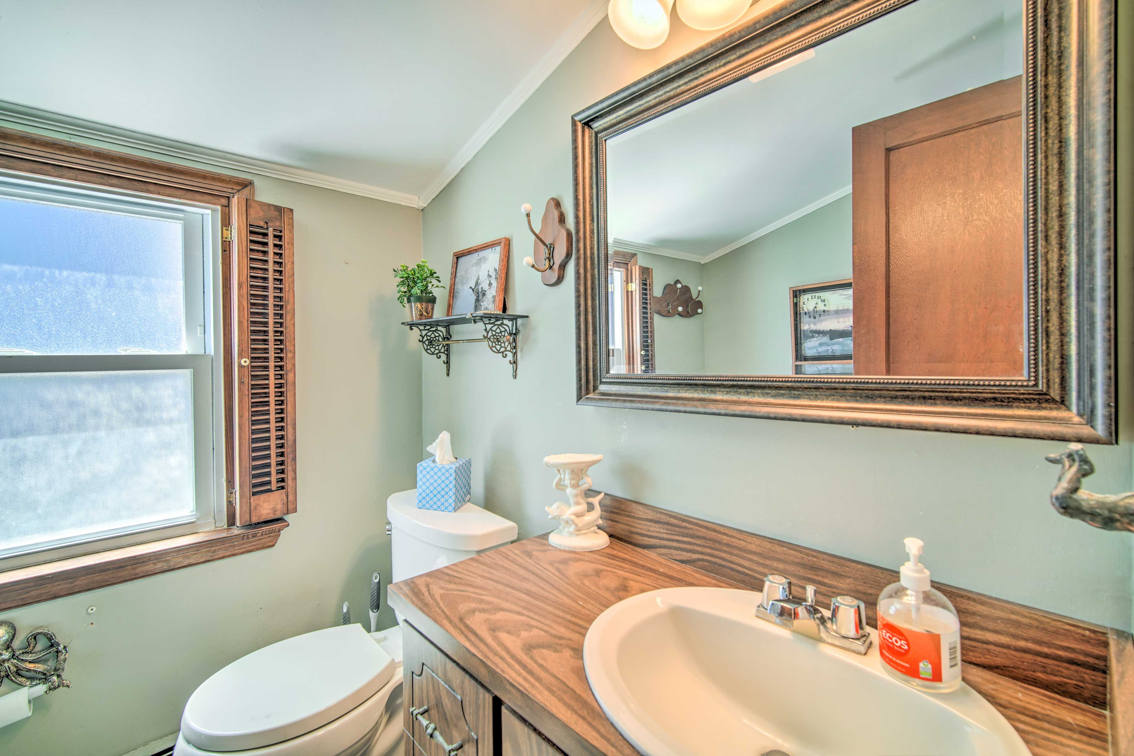 Bathroom | Towels Provided