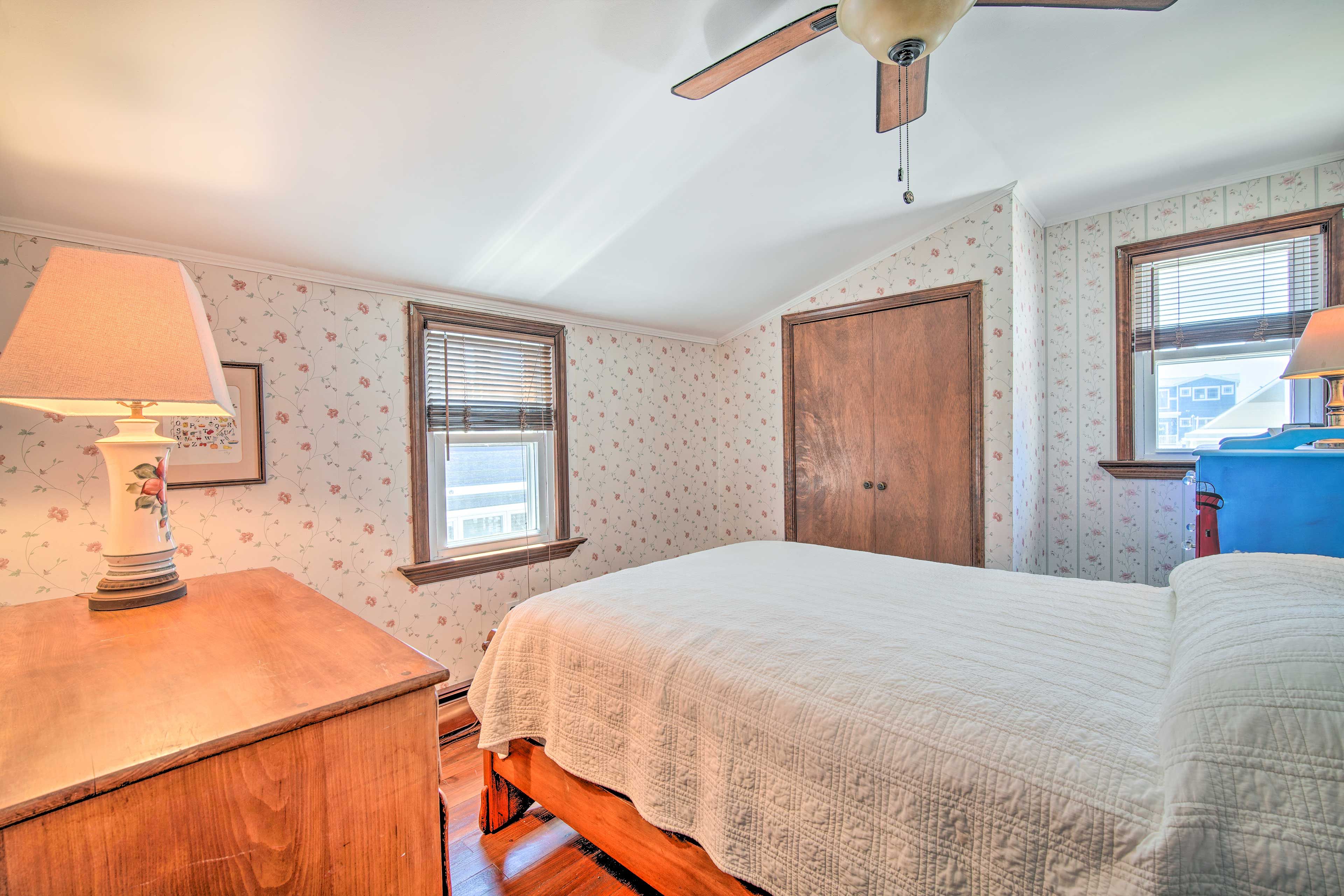 Bedroom 1 | Full Bed | Linens Not Provided