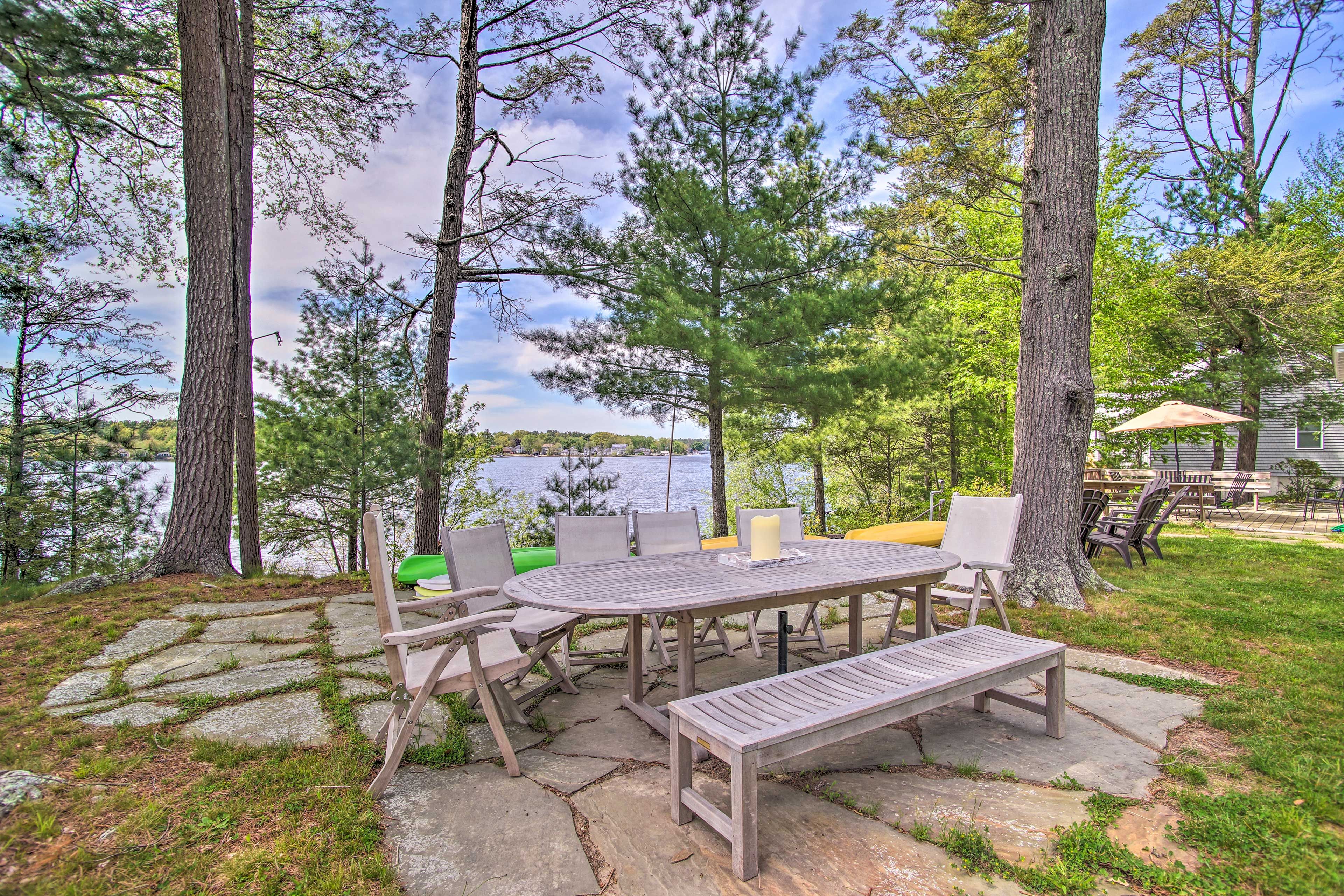 Backyard | Dining Areas