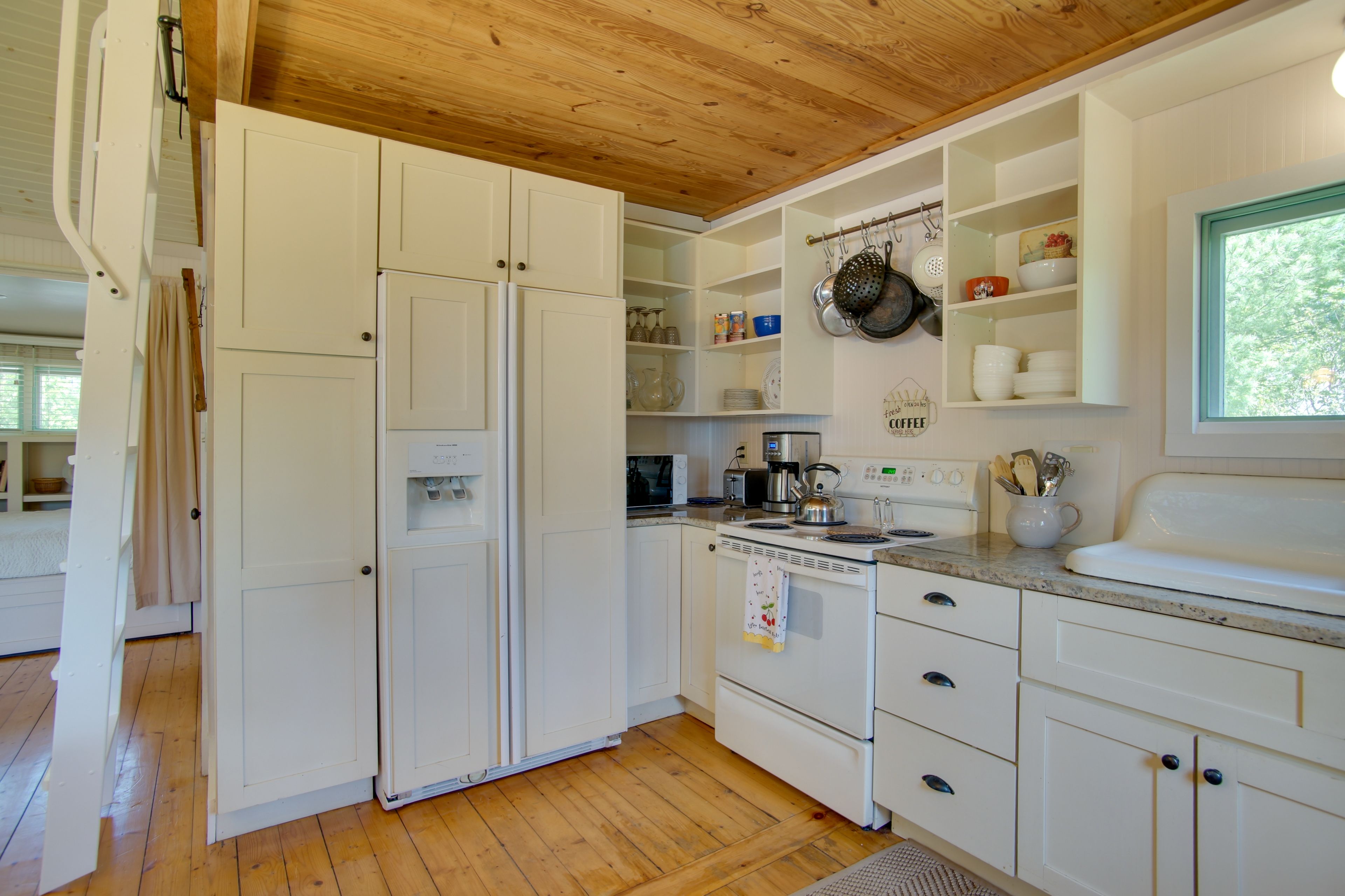 Kitchen | Cooking Basics | Farmhouse Sink