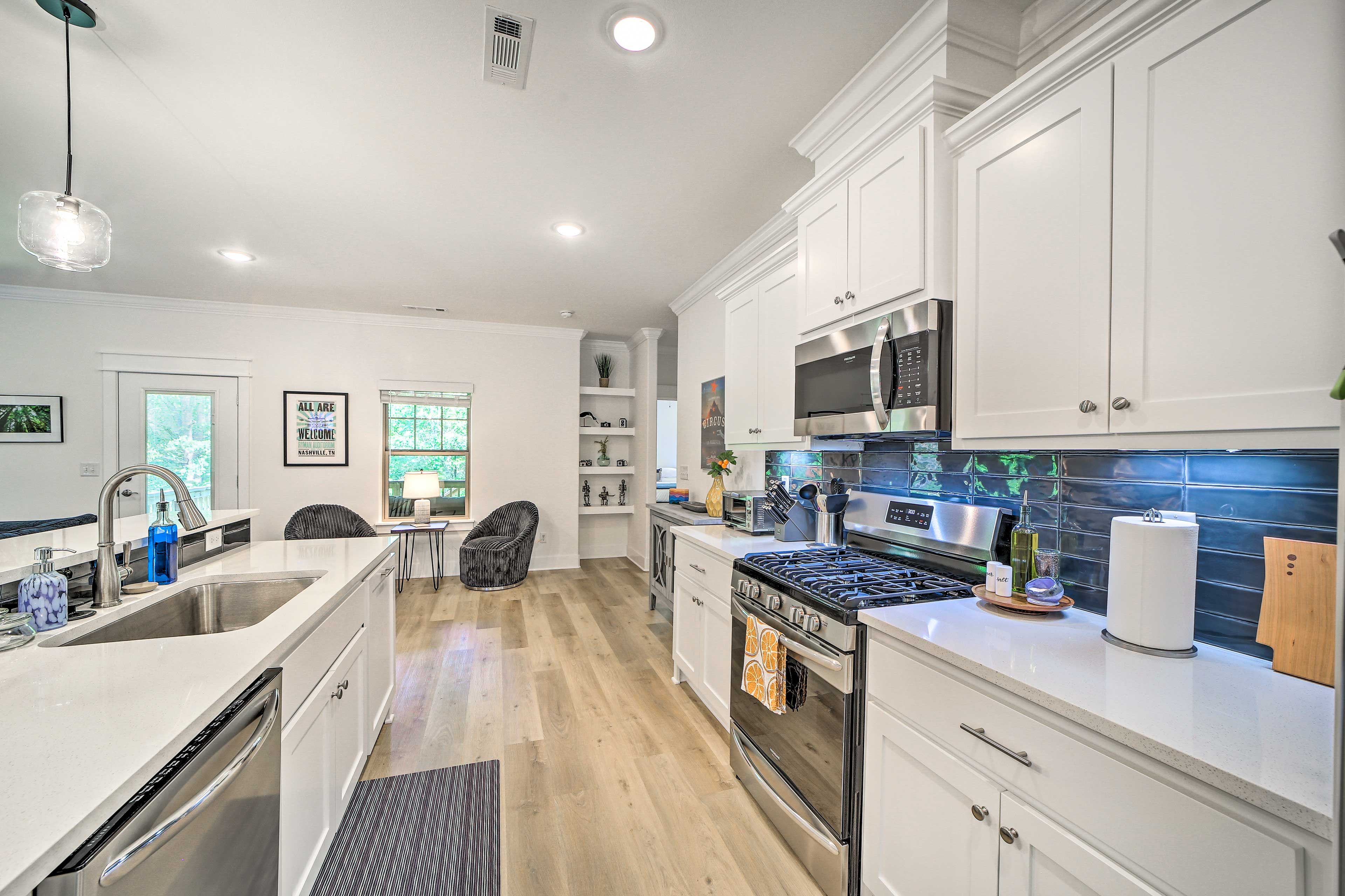 Kitchen | Slow Cooker | Coffee Maker