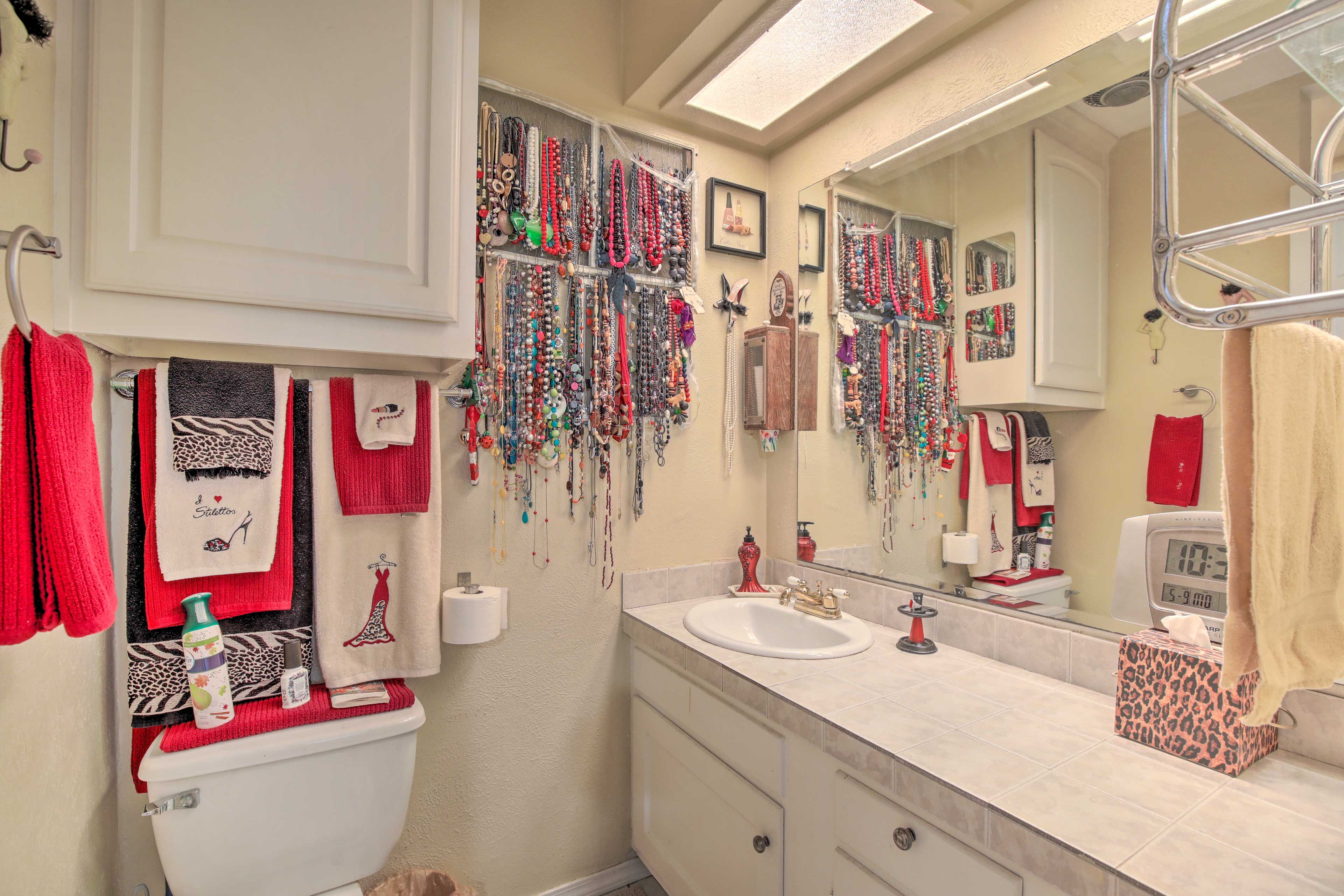 Bathroom | Towels Provided