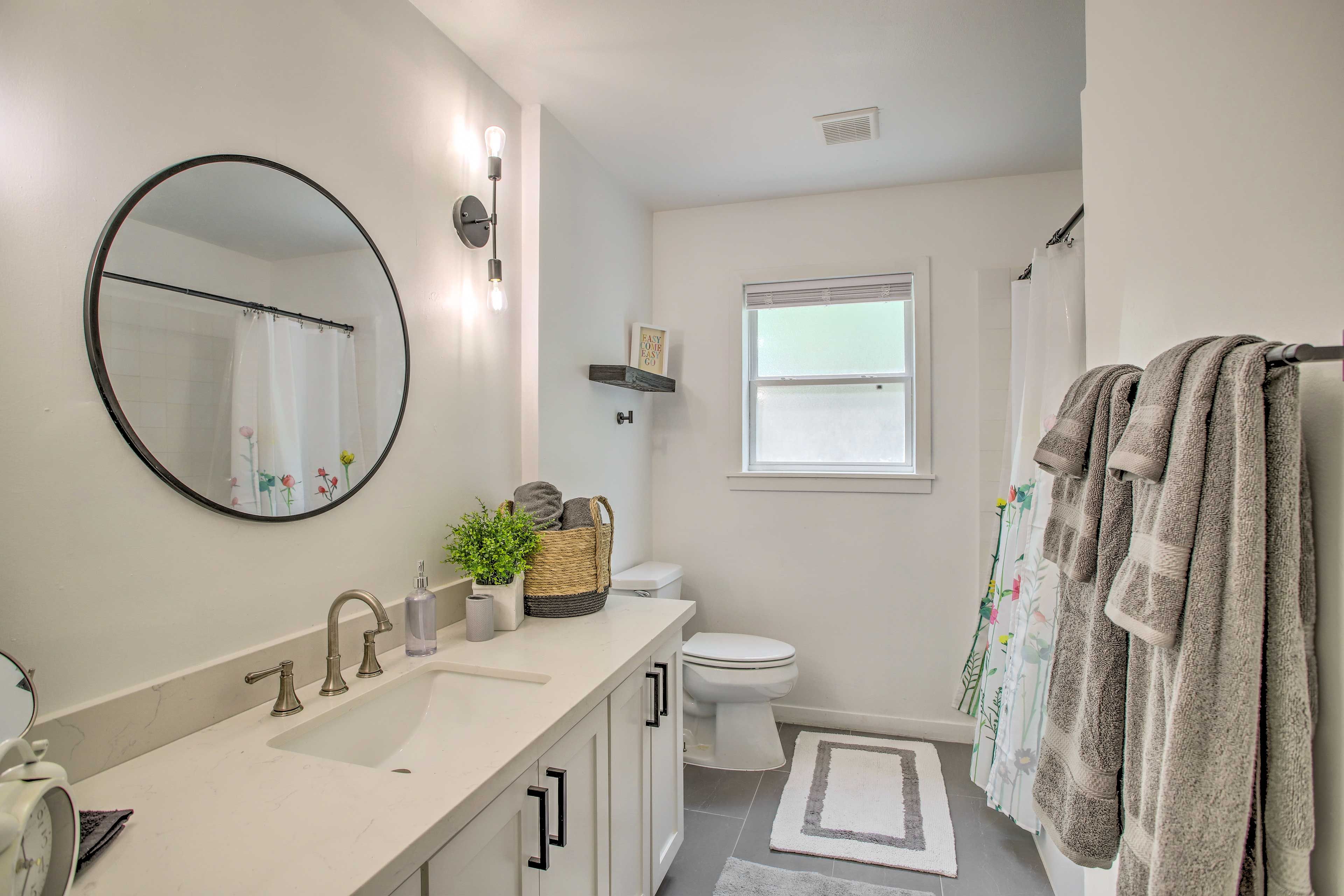 Full Bathroom
