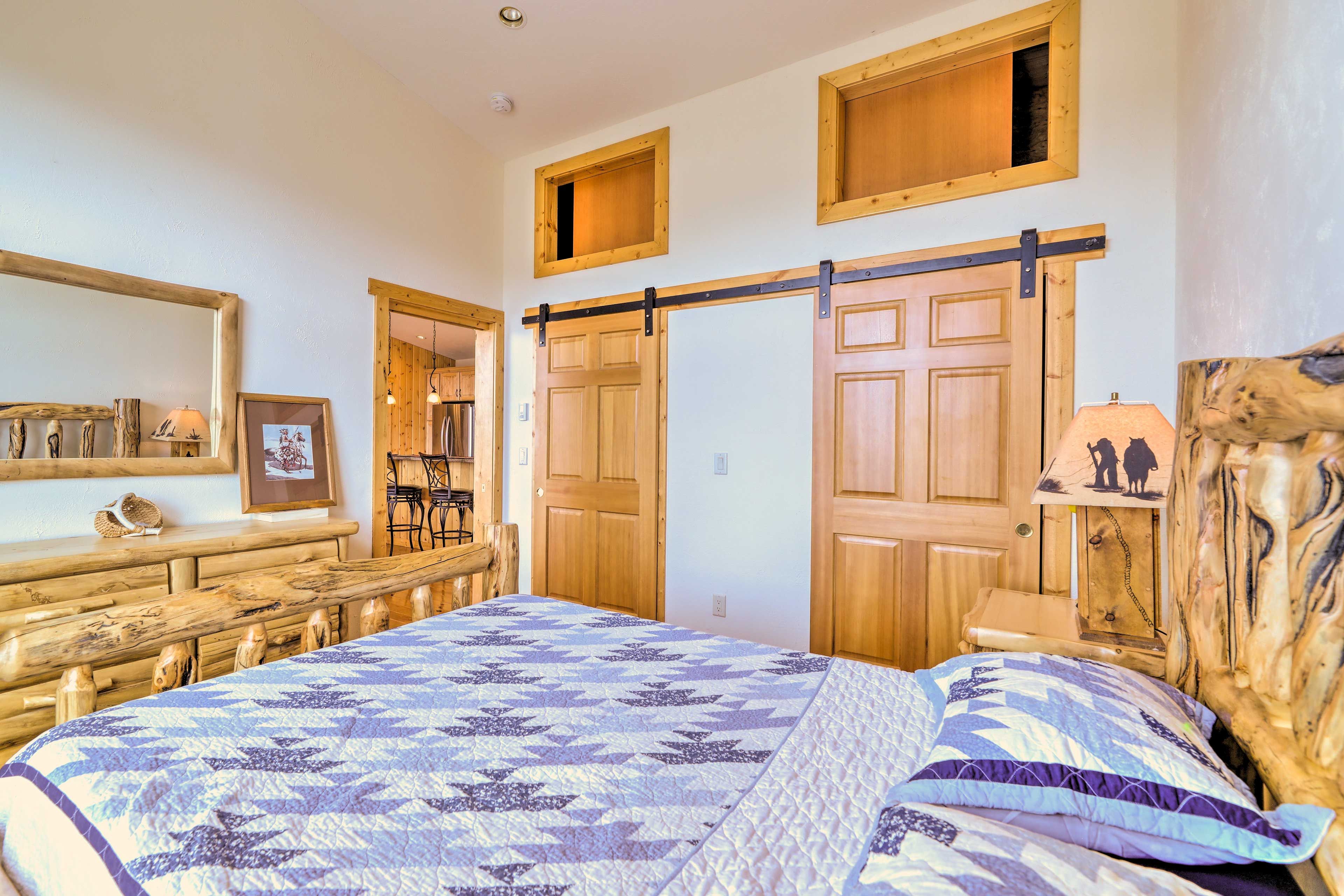 Bedroom | Linens Provided