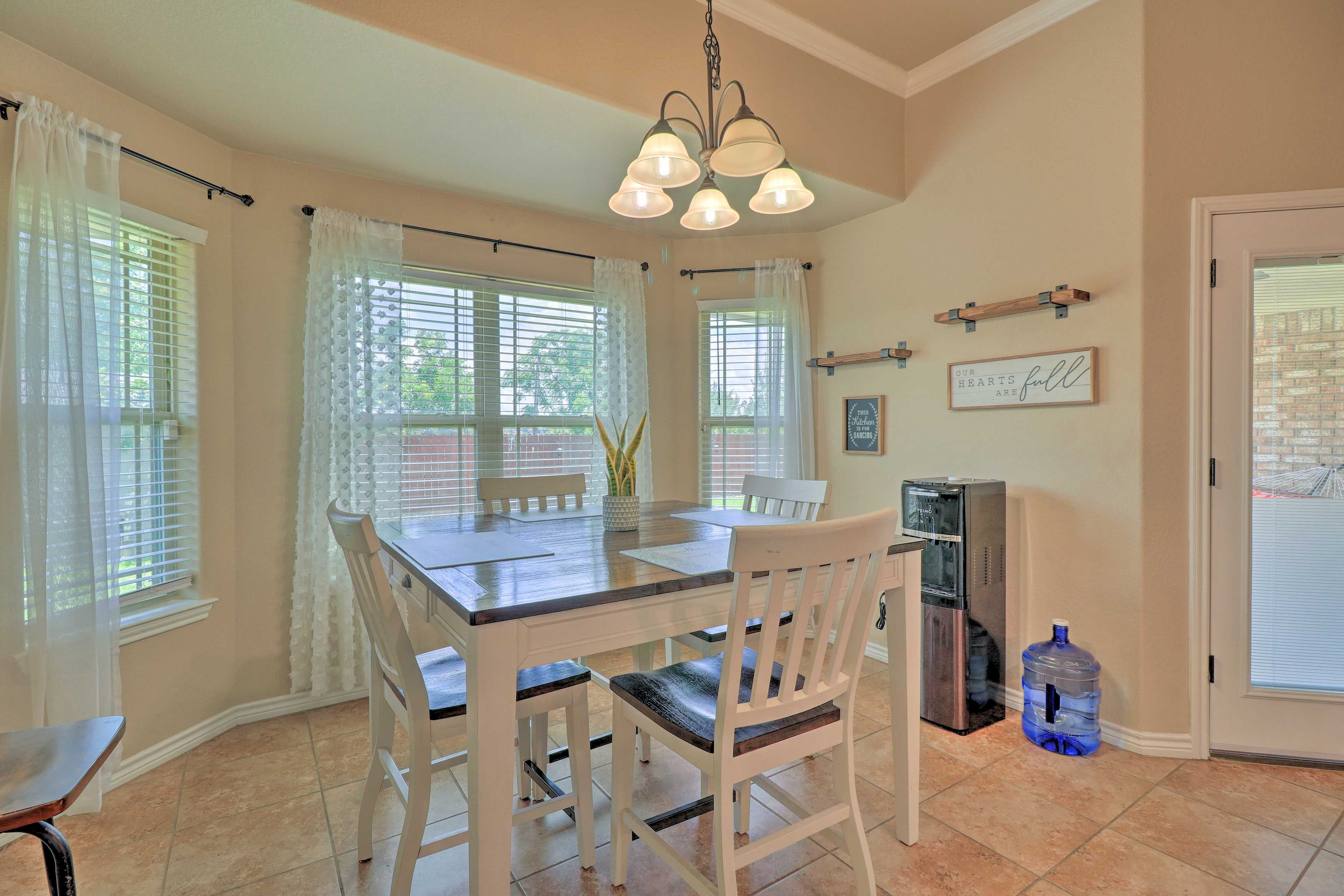 Dining Area | Fully Equipped Kitchen