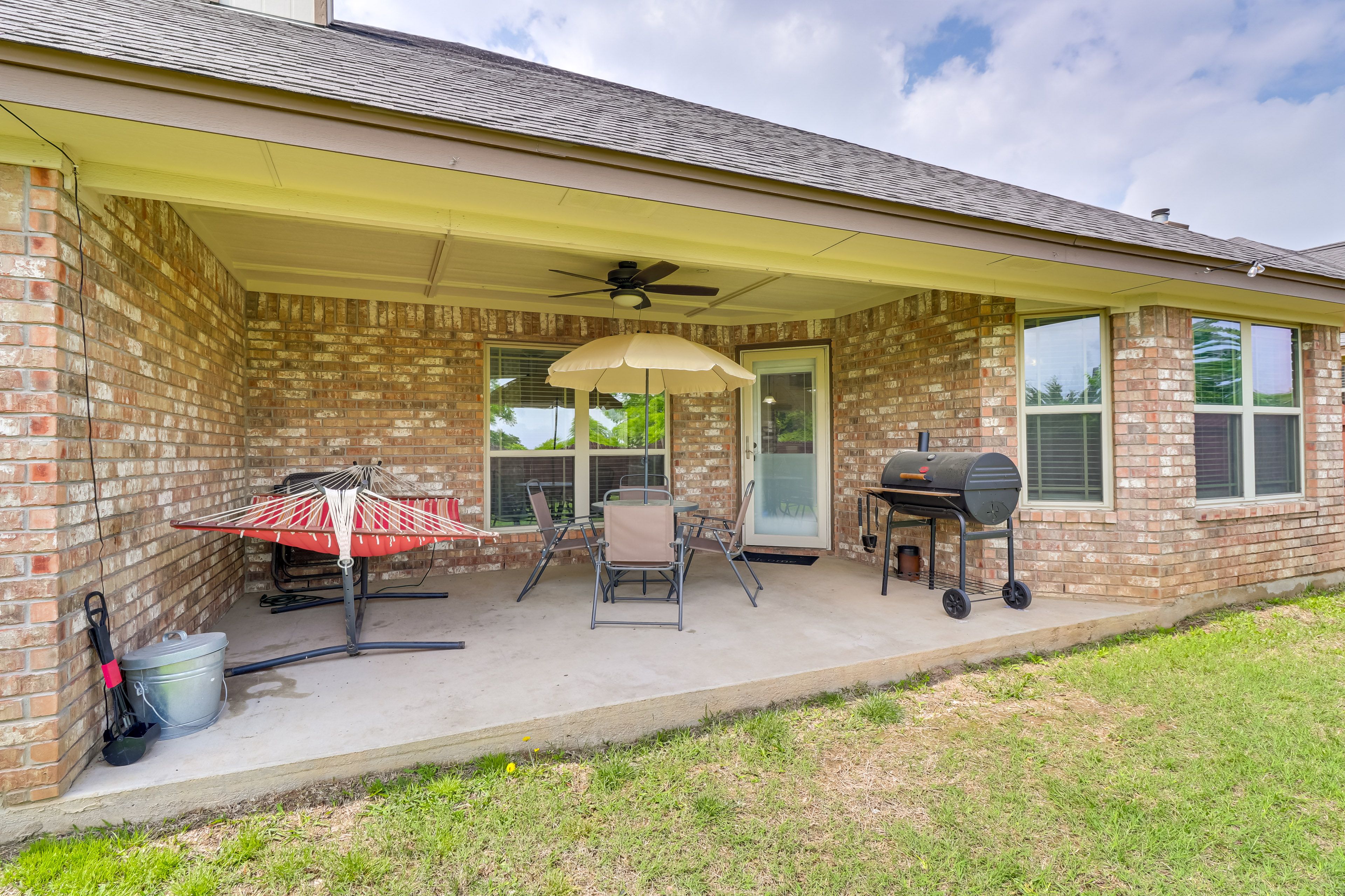 Covered Patio | Outdoor Dining | Charcoal Grill | Hammock
