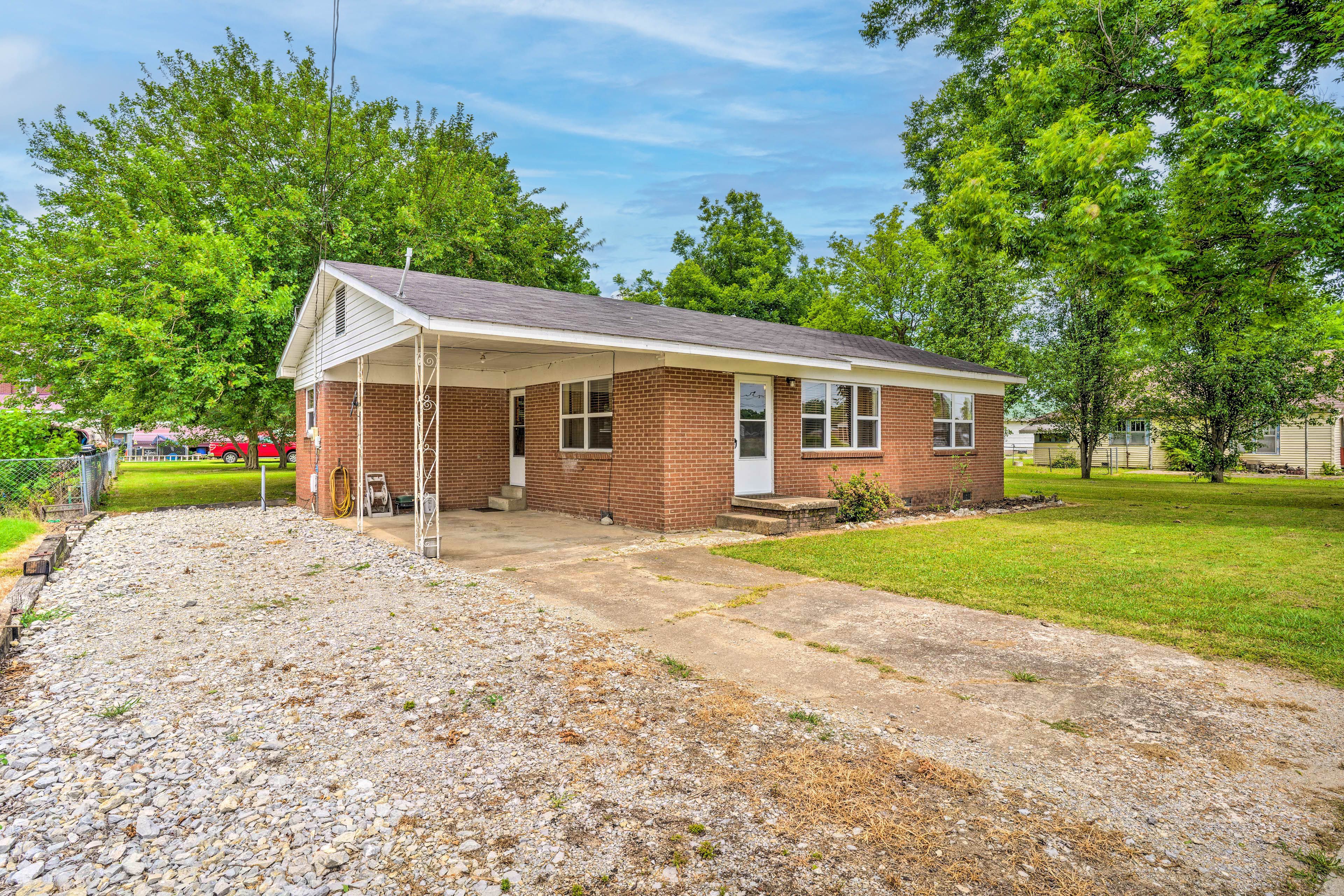 Parking | Driveway (3 Vehicles) | RV/Trailer Parking Available On-Site