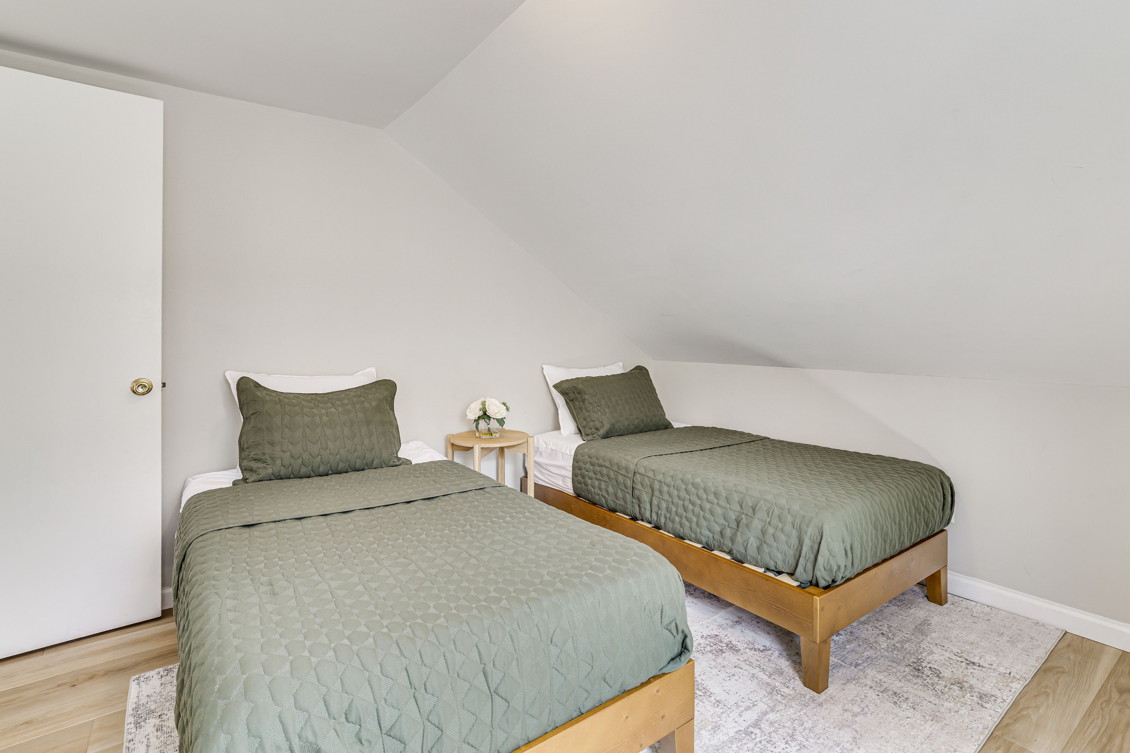 Bedroom 3 | 2 Twin Beds | 2nd Floor