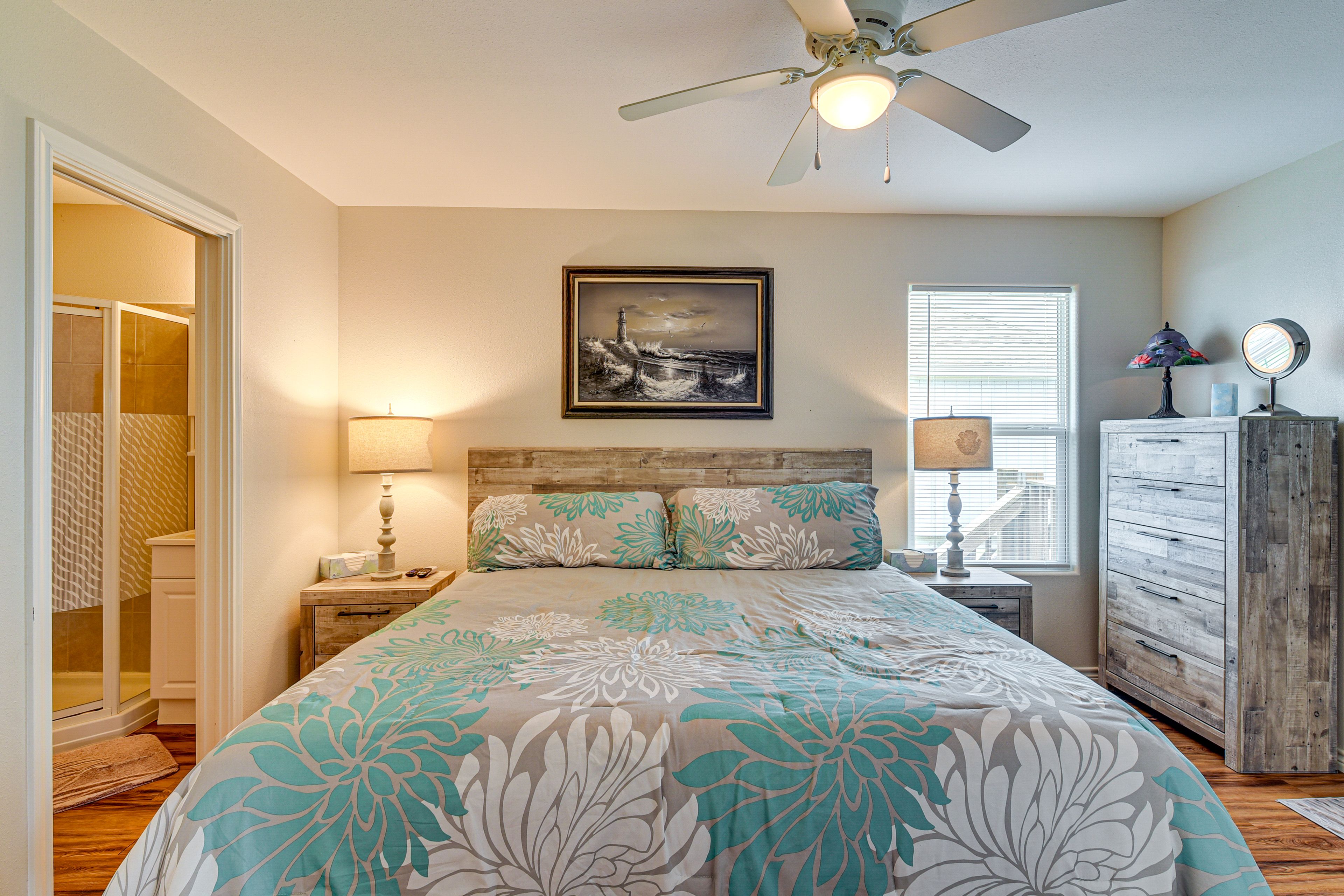 Bedroom 1 | California King Bed