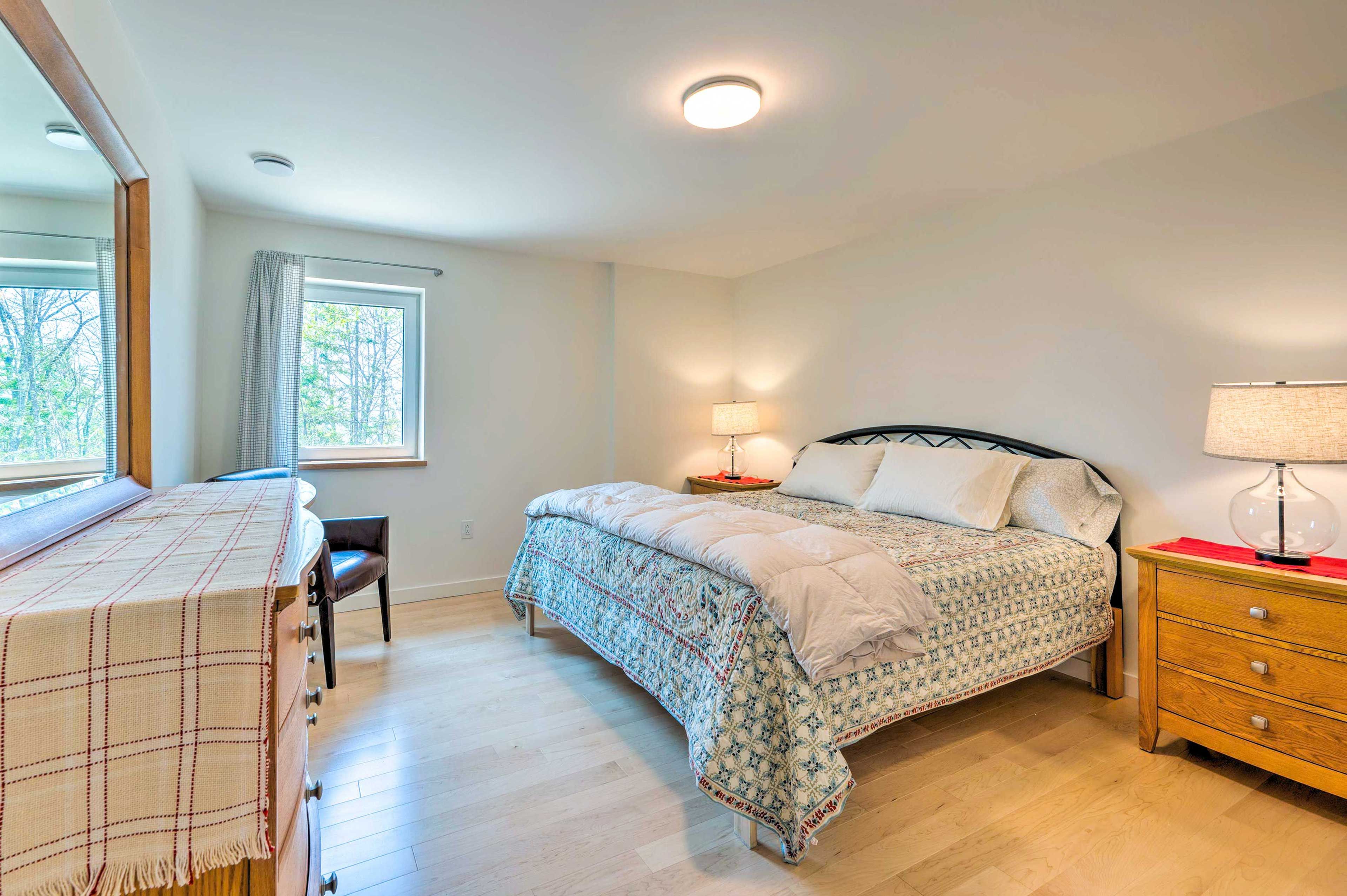 Bedroom 1 | Linens Provided