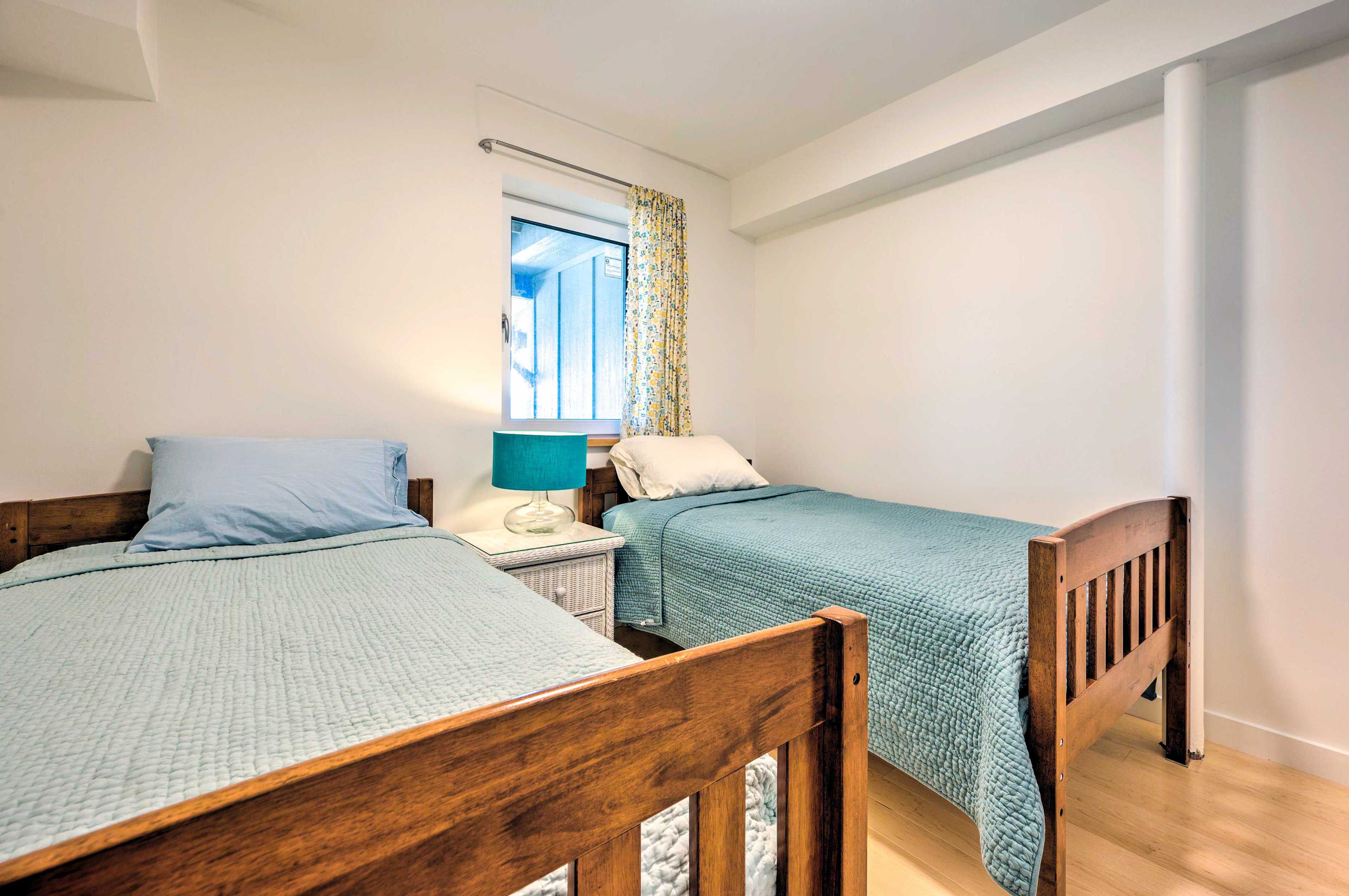 Bedroom 3 | Main Level | 2 Twin Beds