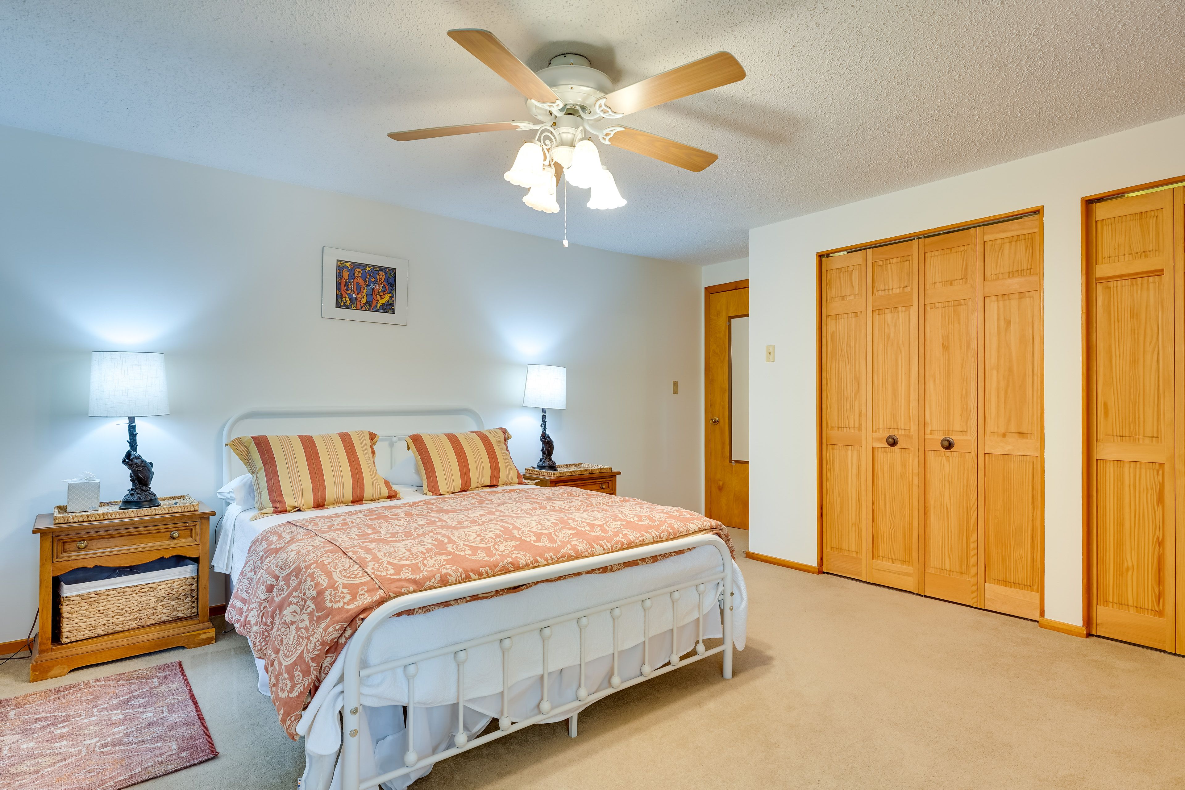 Bedroom 3 | Queen Bed