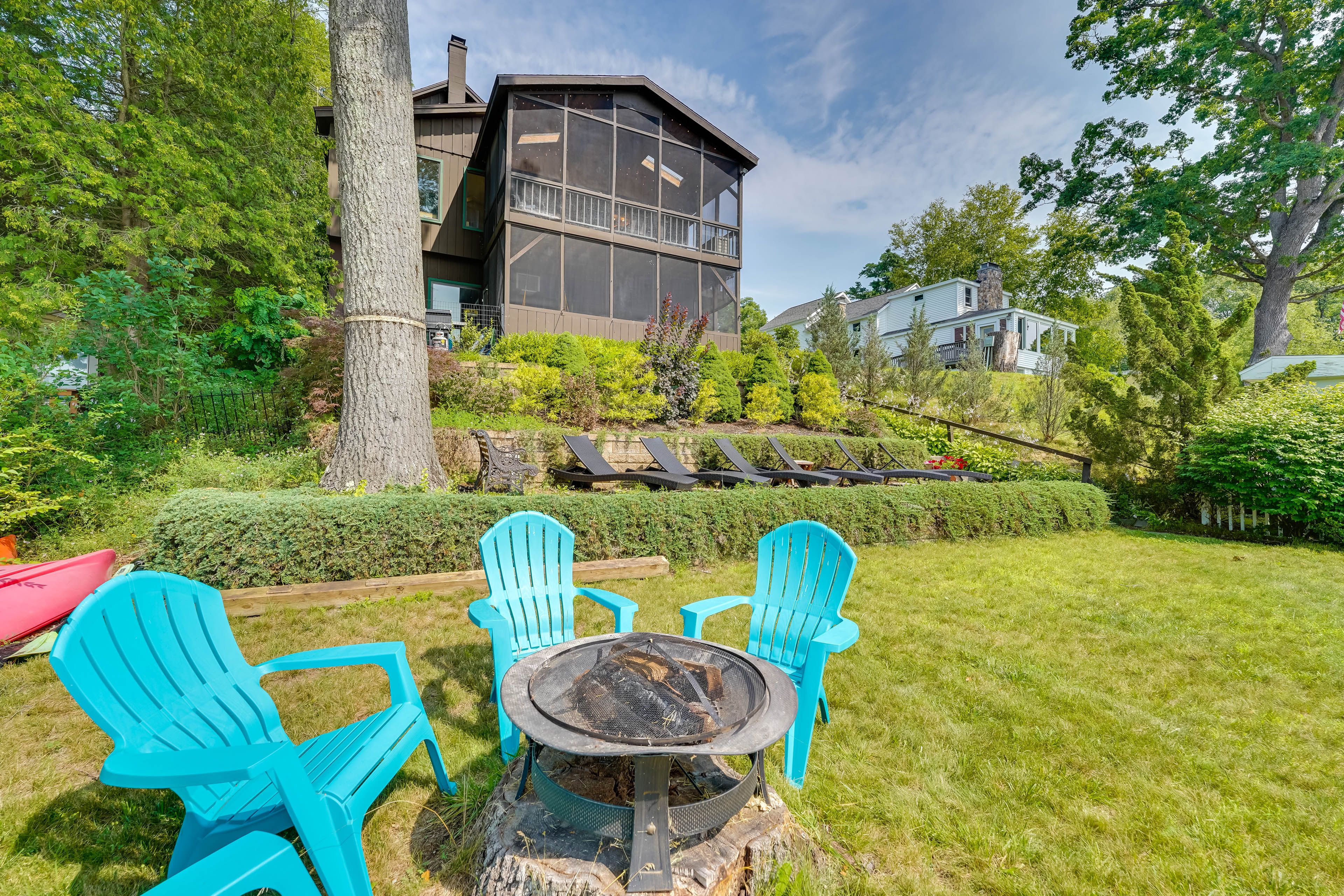 Fire Pit | Shared Yard