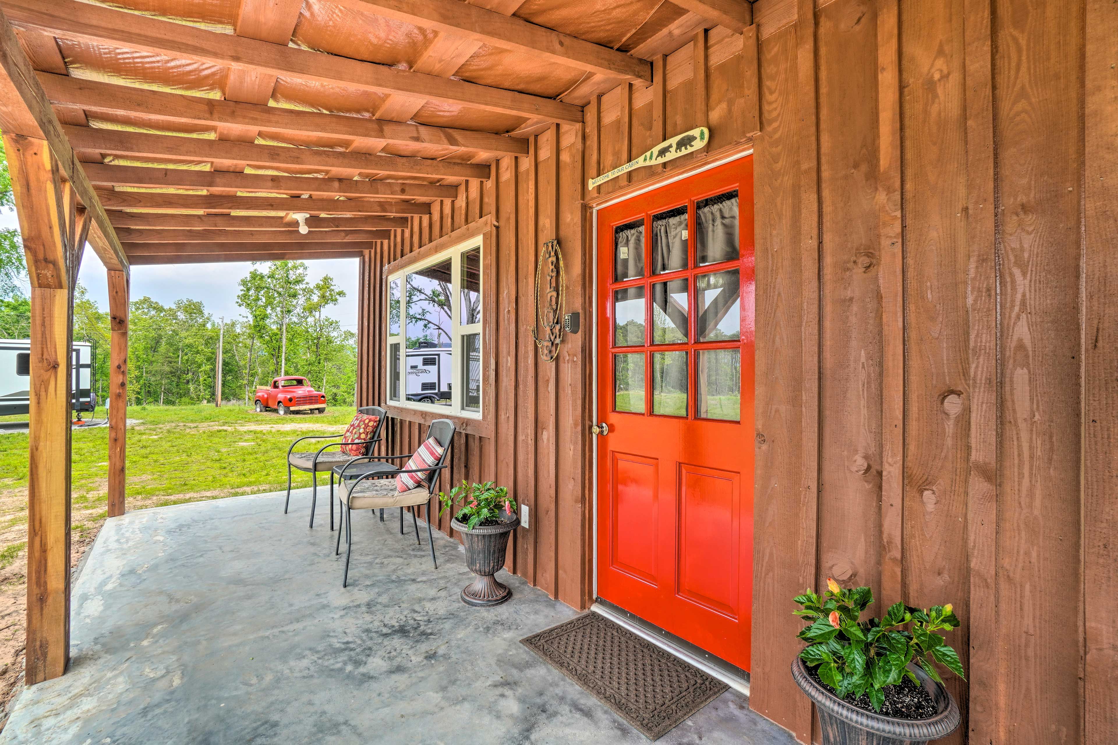 Covered Porch | Mountain View