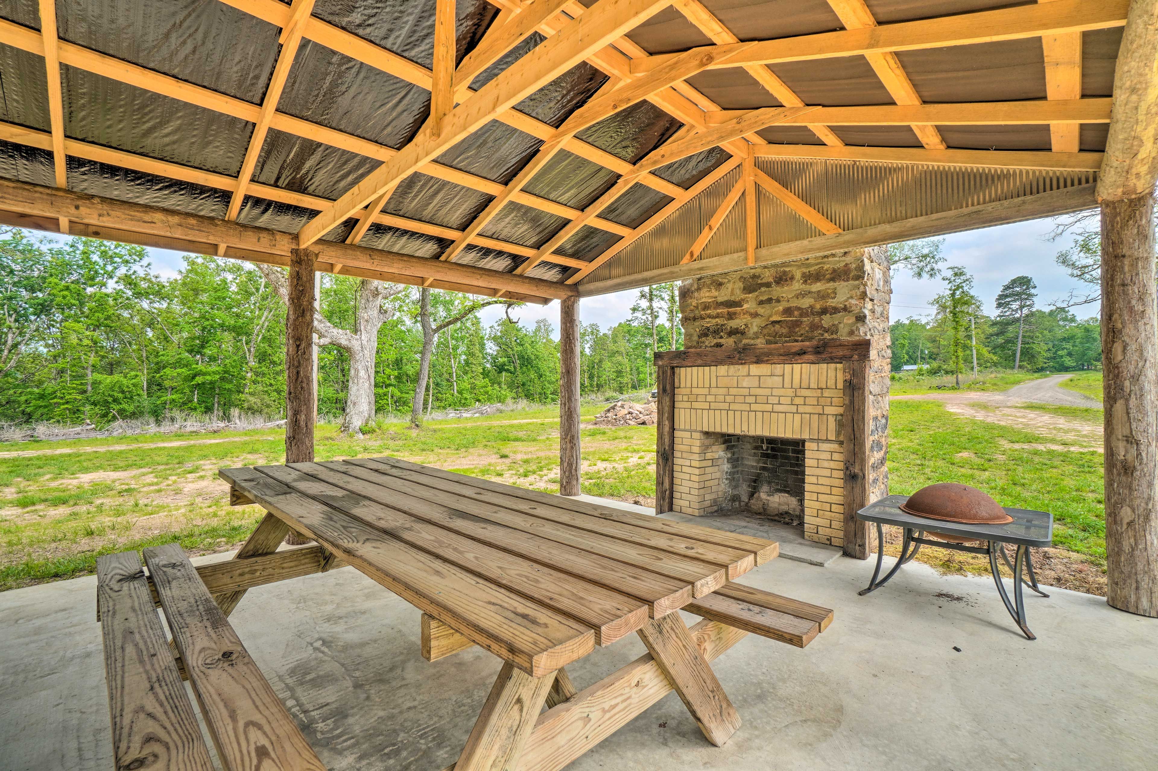 Pavilion | Outdoor Fireplace