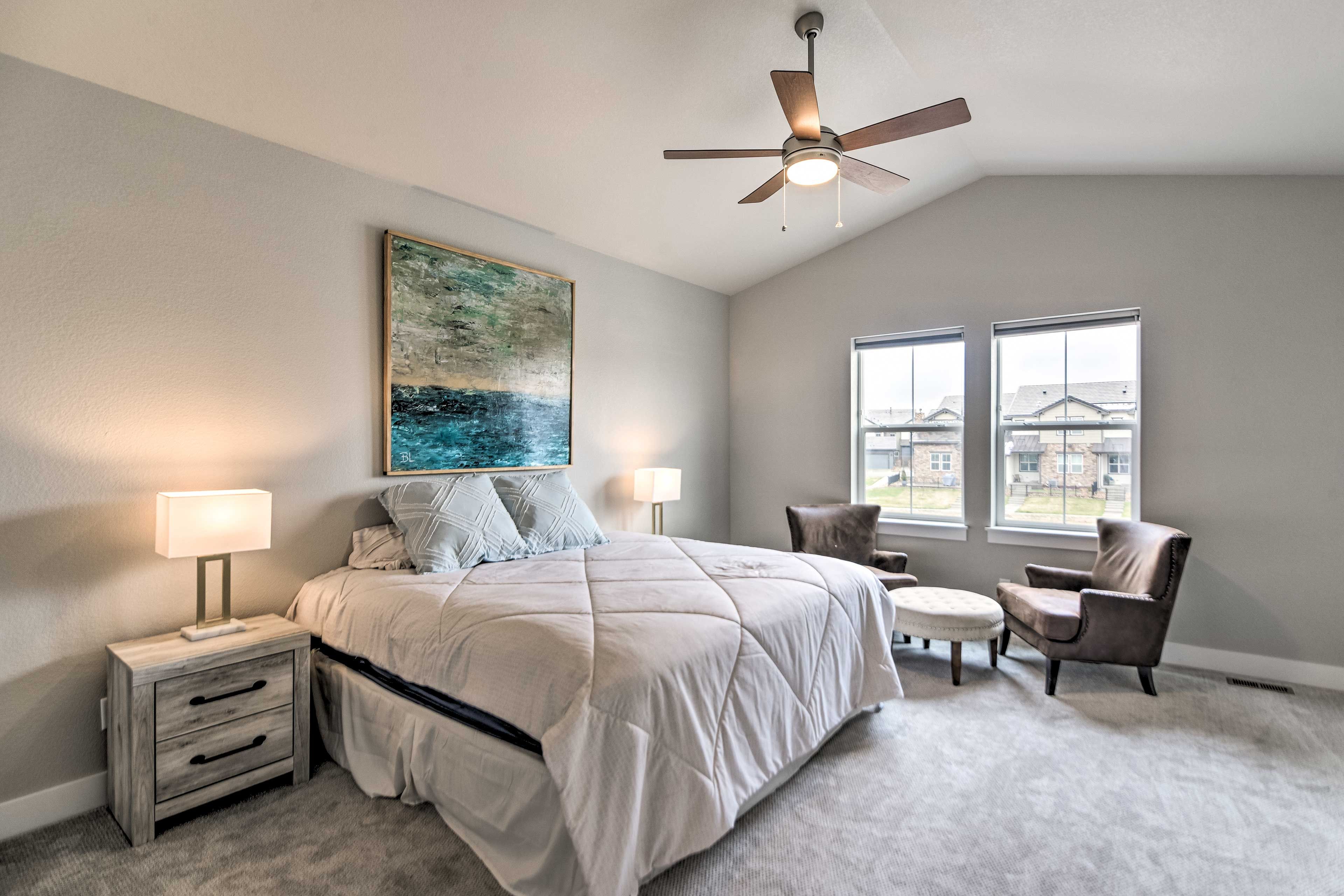 Bedroom 1 | King Bed