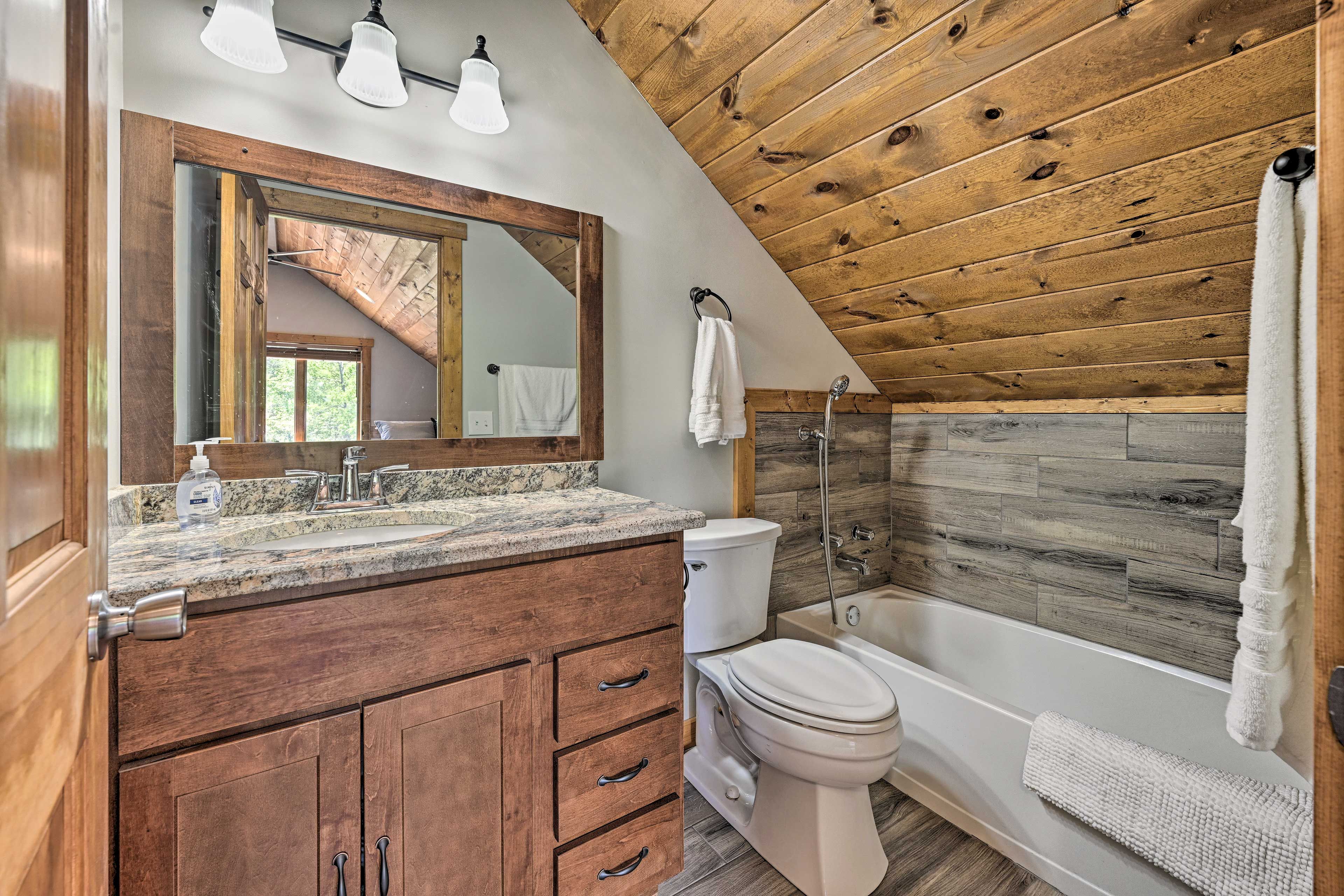 En-Suite Bathroom