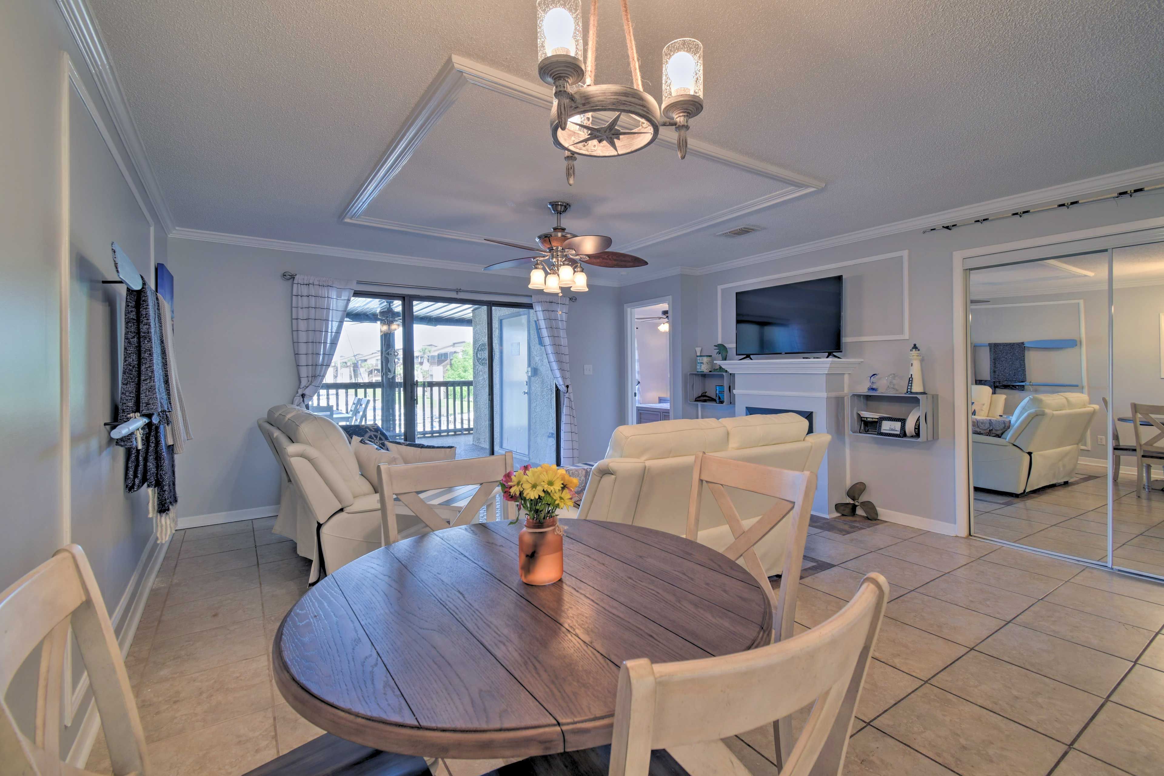 Dining Area | Dishware & Flatware