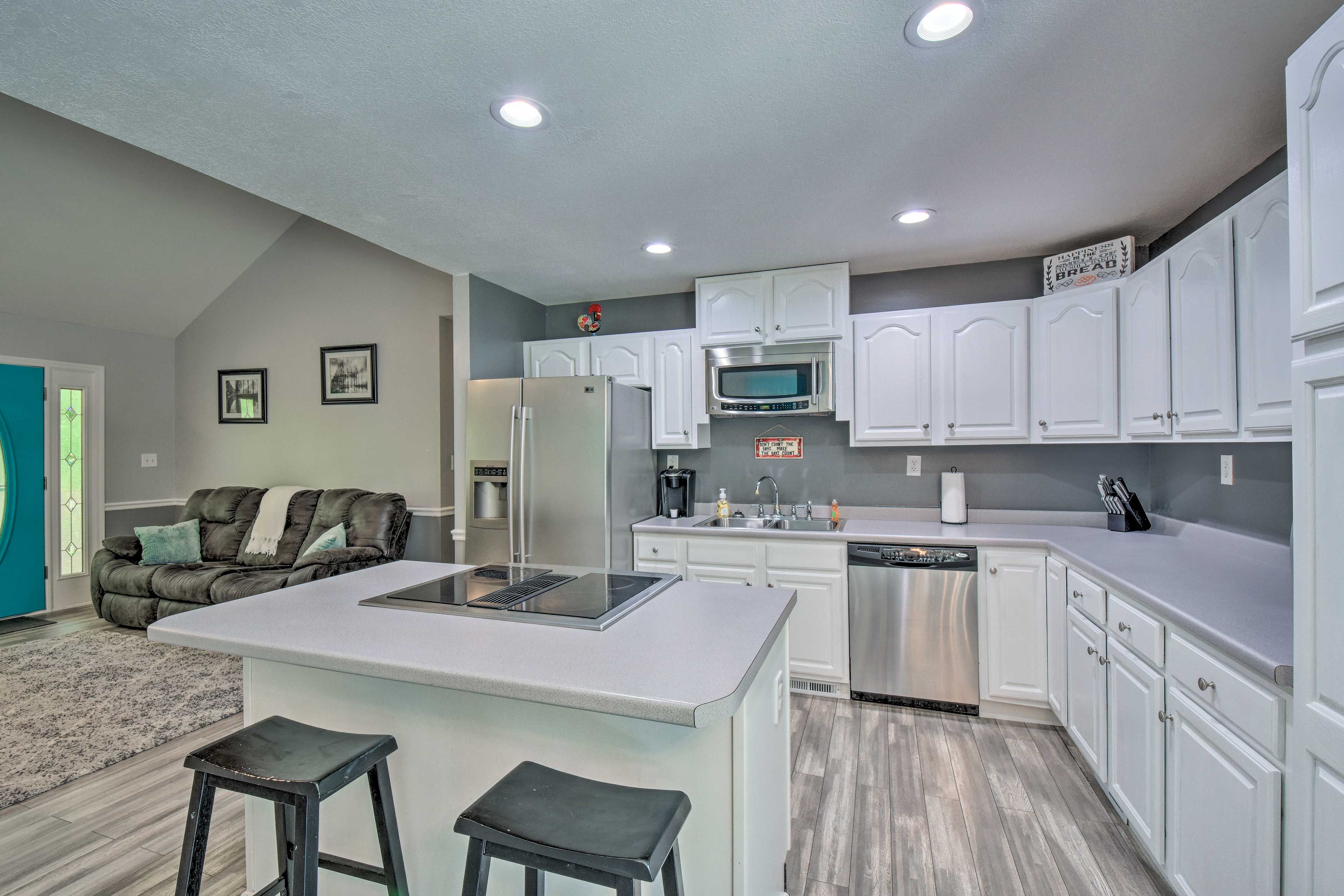 Kitchen | Dishwasre/Flatware